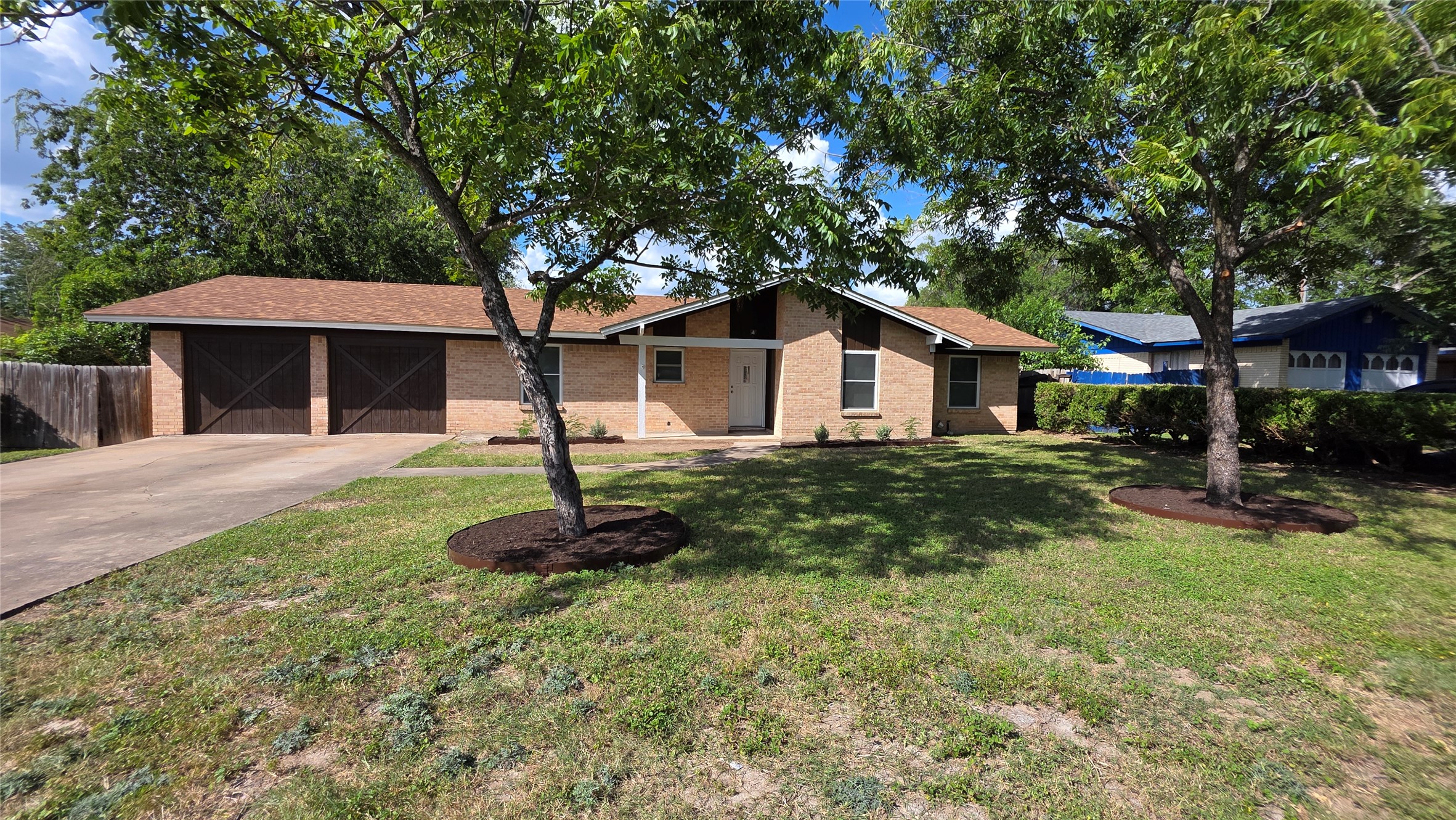 1108 Gobi Dr — photo