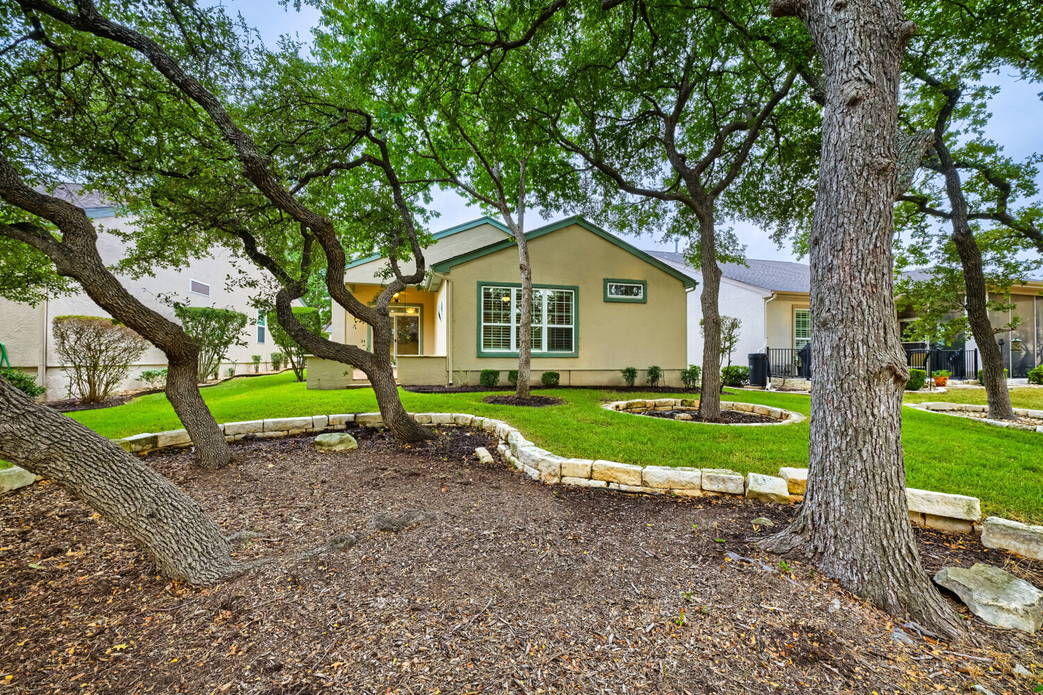 532 Farm Hill Dr — photo