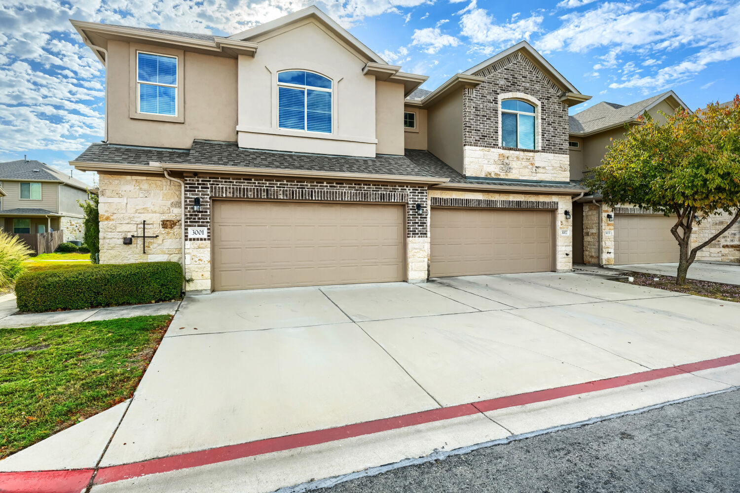 2880 Donnell Dr Unit 3001 — photo