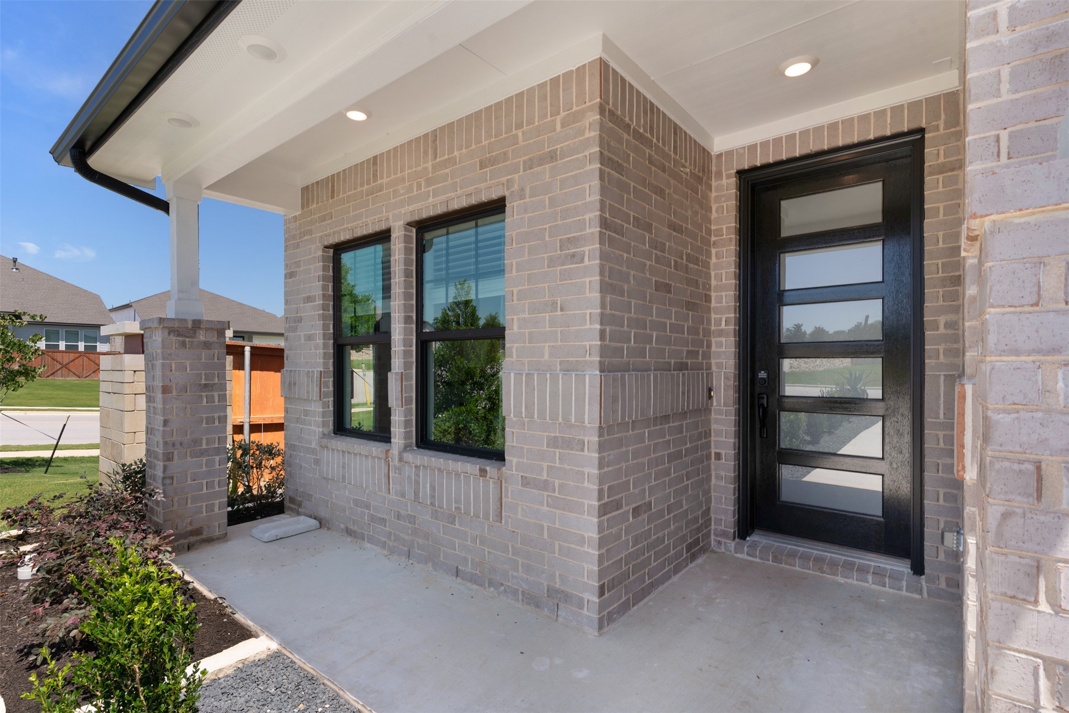 208 Ridgewell Loop, Georgetown, TX 78633 — photo 2
