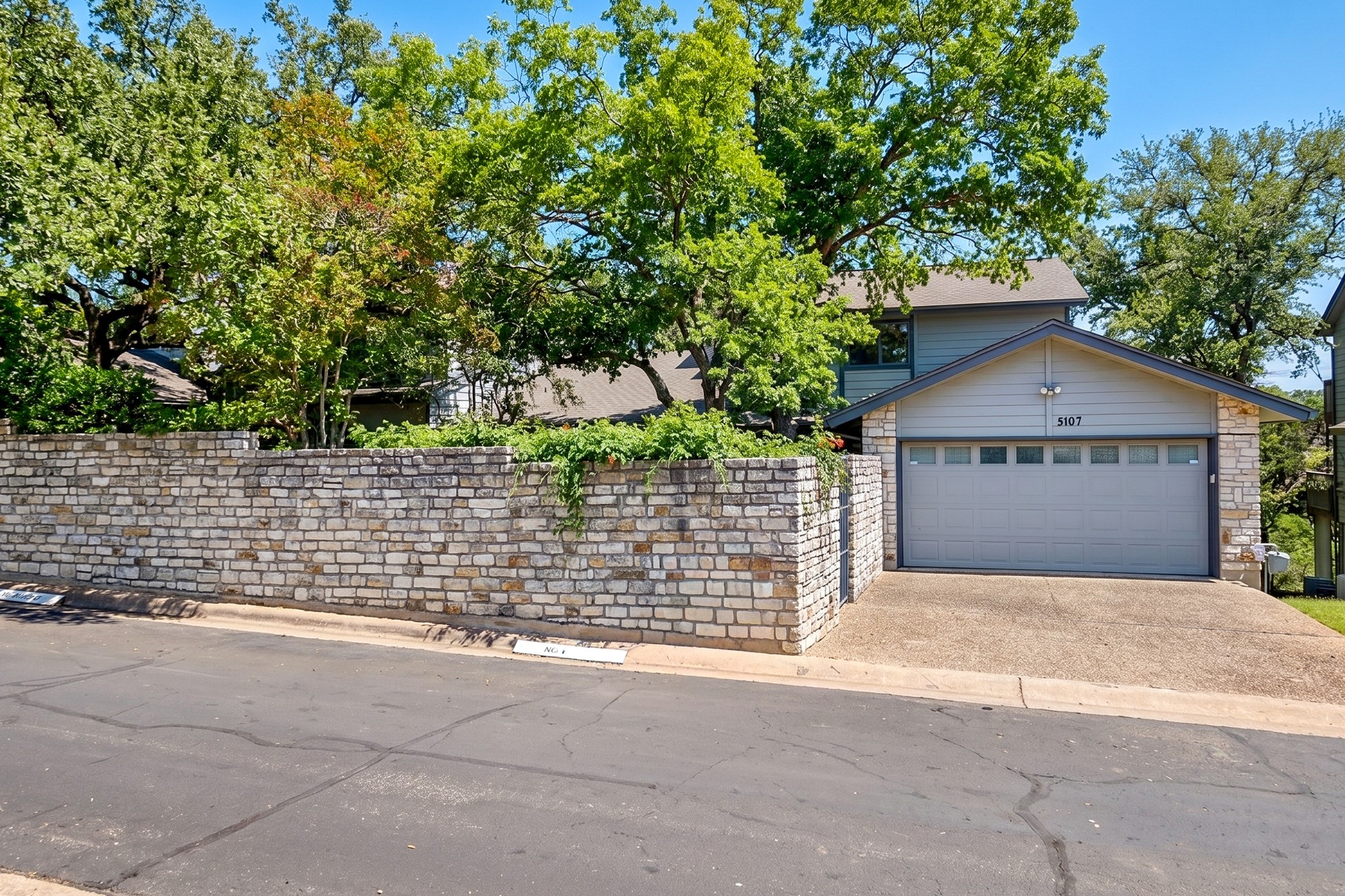 5107 McKittrick Canyon Dr — photo