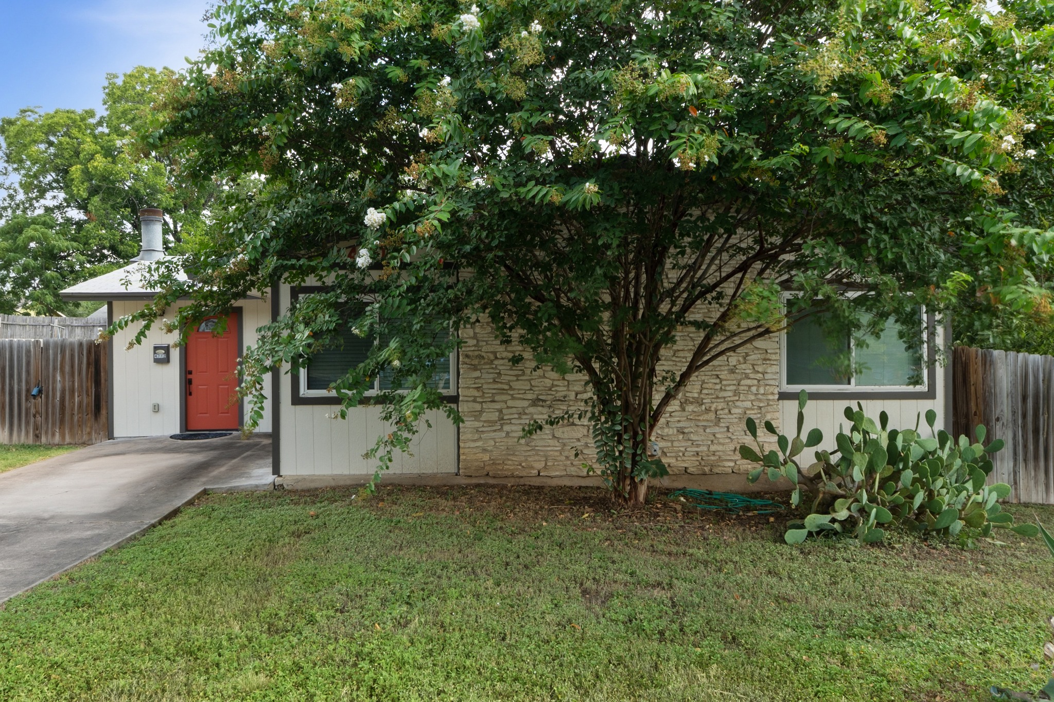 4712 Little Hill Cir — photo