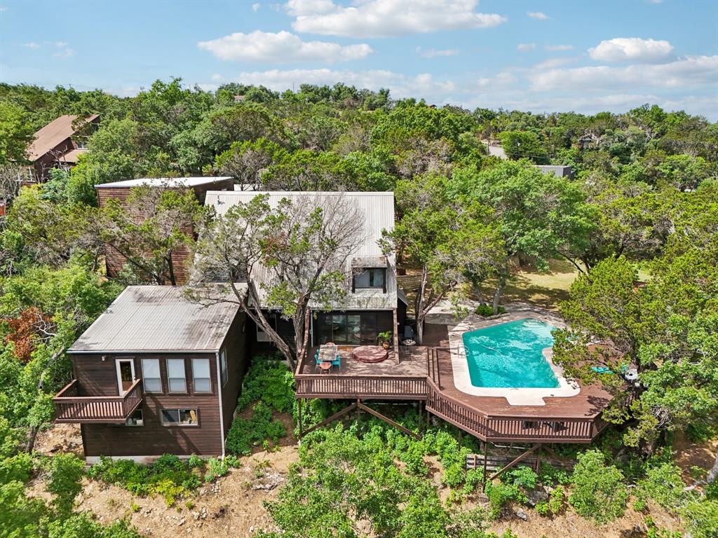 1002 Jousting Pl — photo