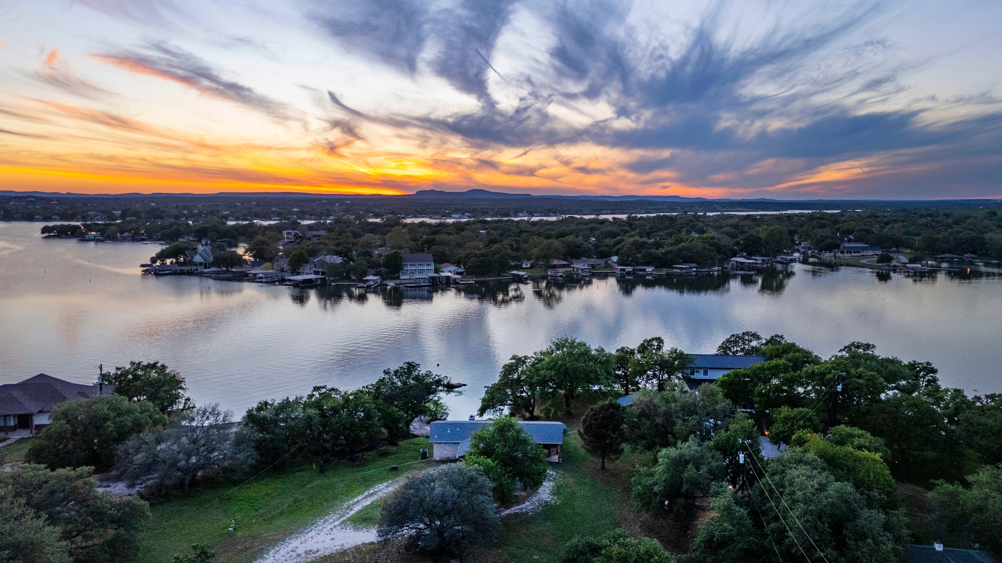 310 Castlehigh Dr — photo