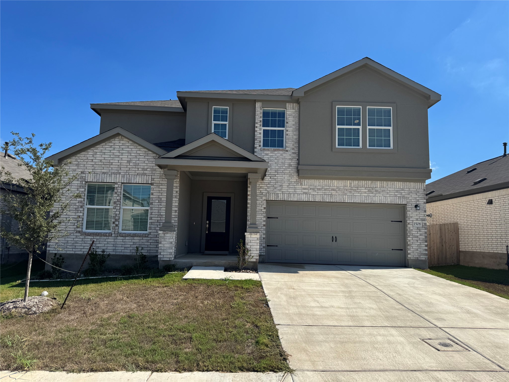 1508 Acorn Oak Dr — photo