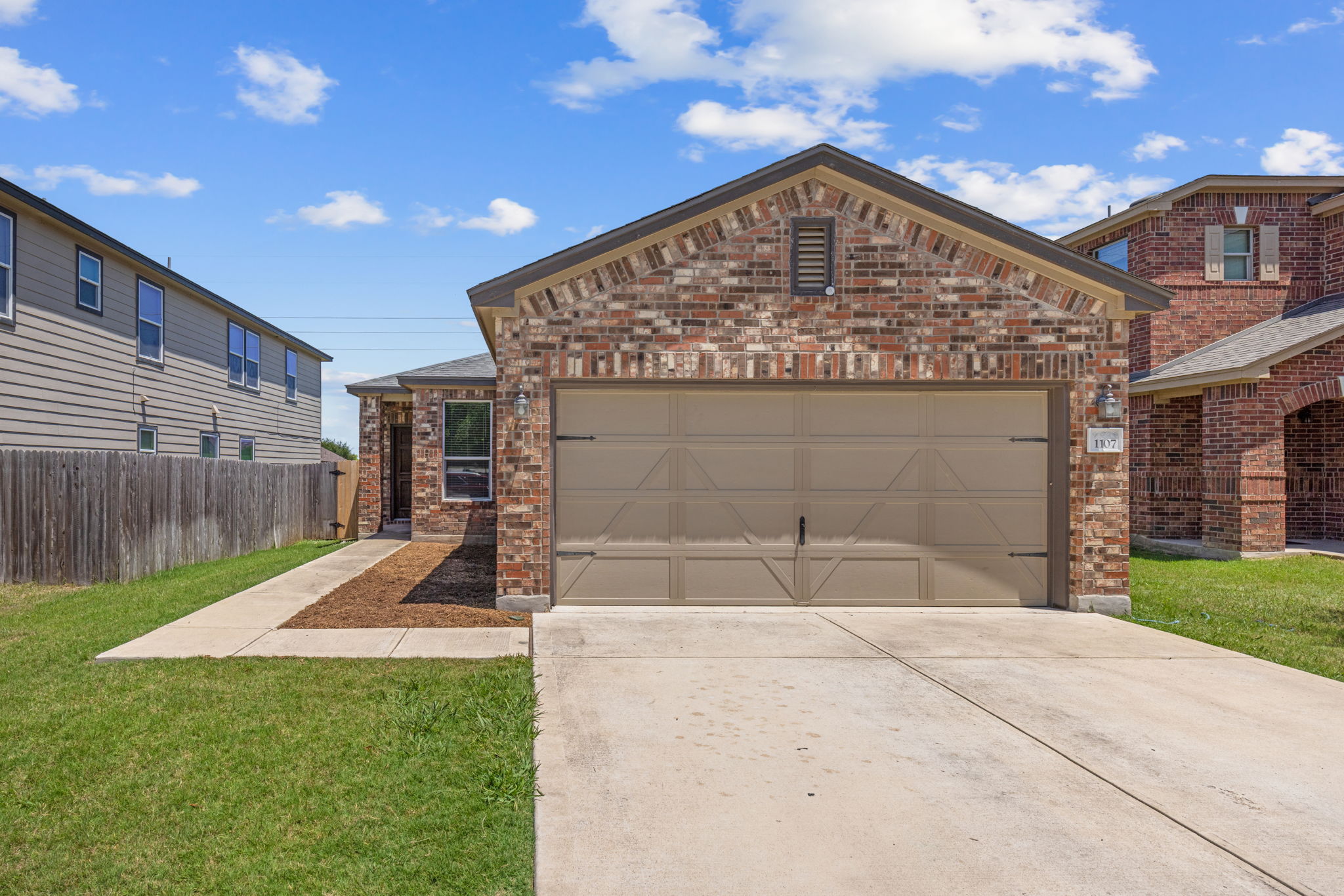 1107 Sagebrush Dr — photo