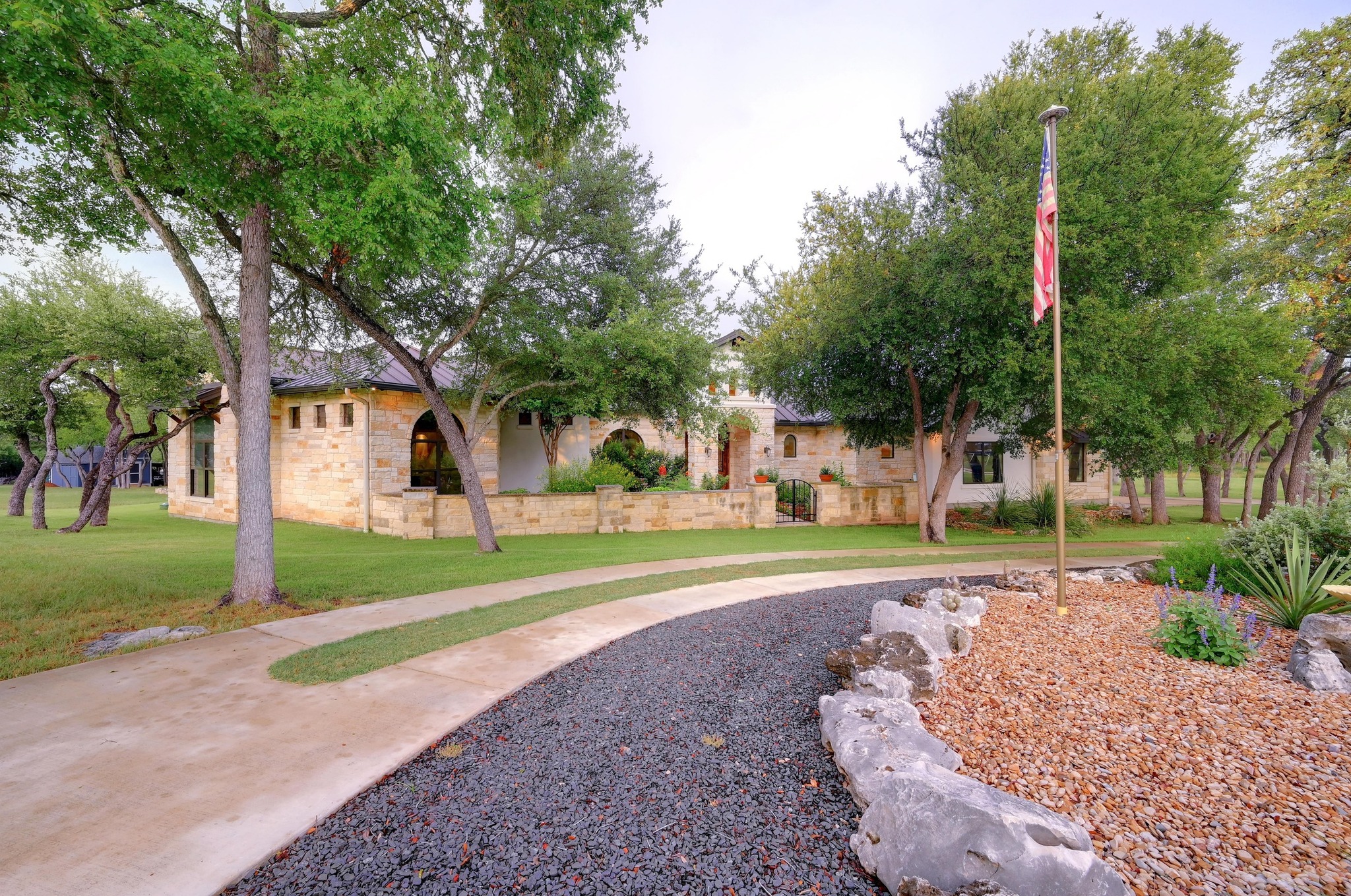 401 TRAIL RIDGE Road, Wimberley TX 78676 — photo 3