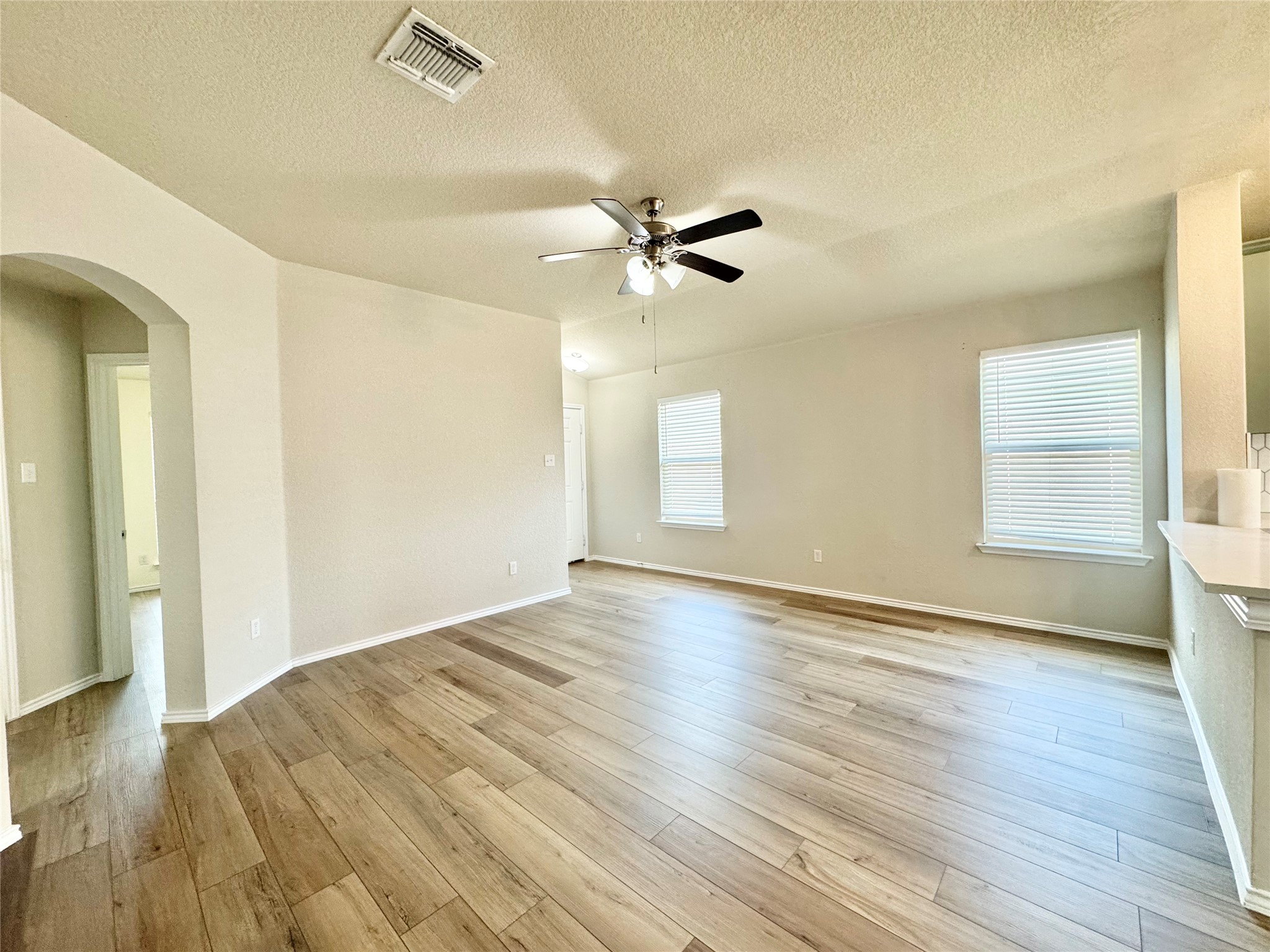 173 Beth Ann Loop, Taylor, TX 76574 — photo 3