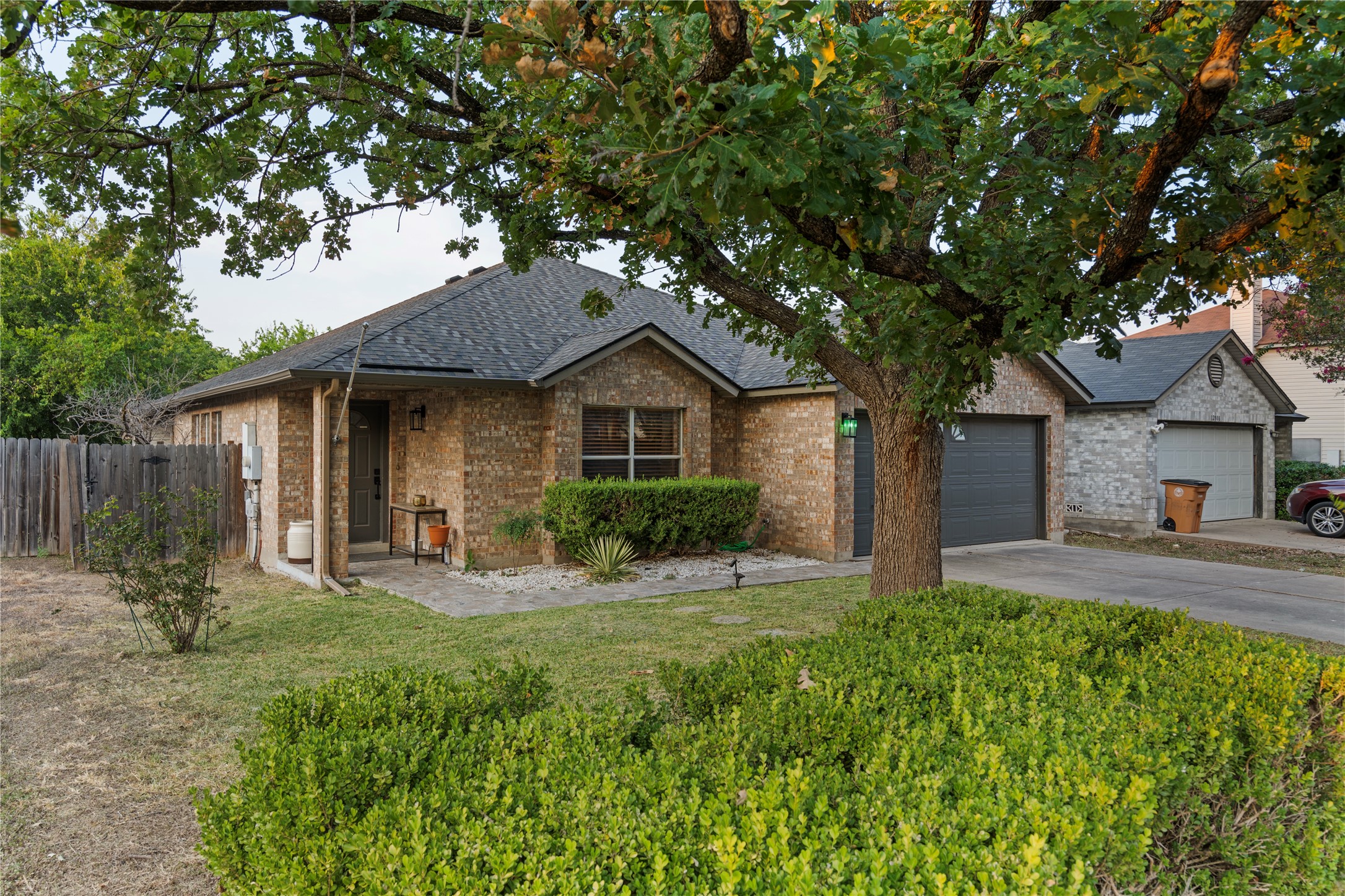 Home in Austin, TX 78753 — photo 2