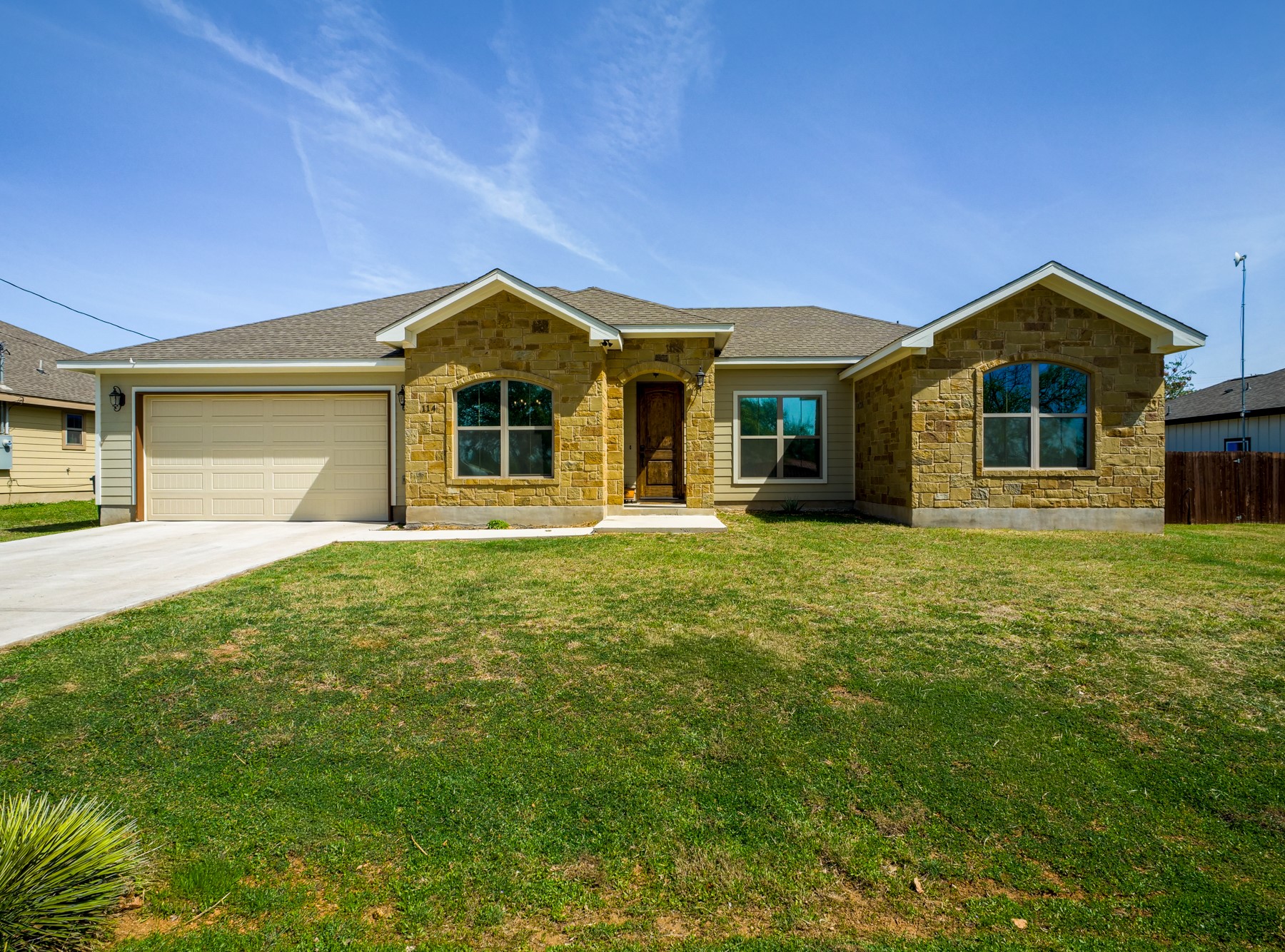 114 Norwood Dr — photo