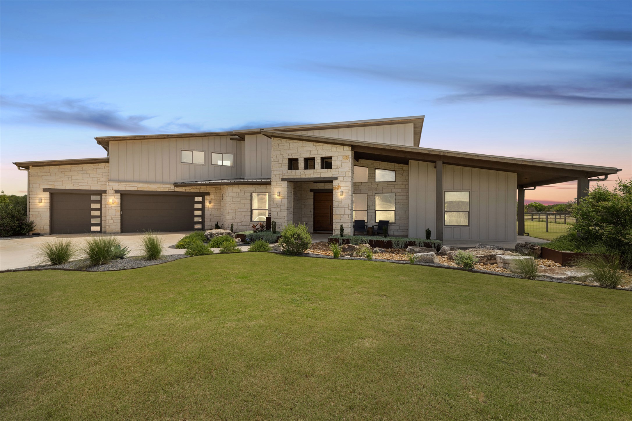 215 Mesa Vista Dr — photo