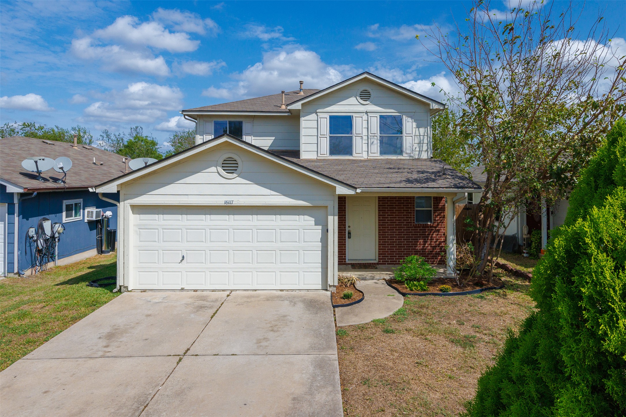 16117 Hamilton Point Cir — photo
