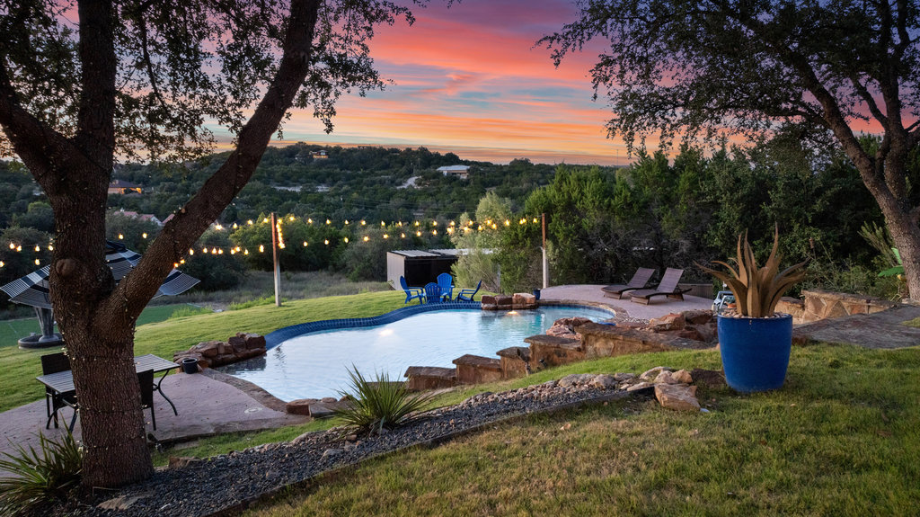 4607 R O Dr — photo