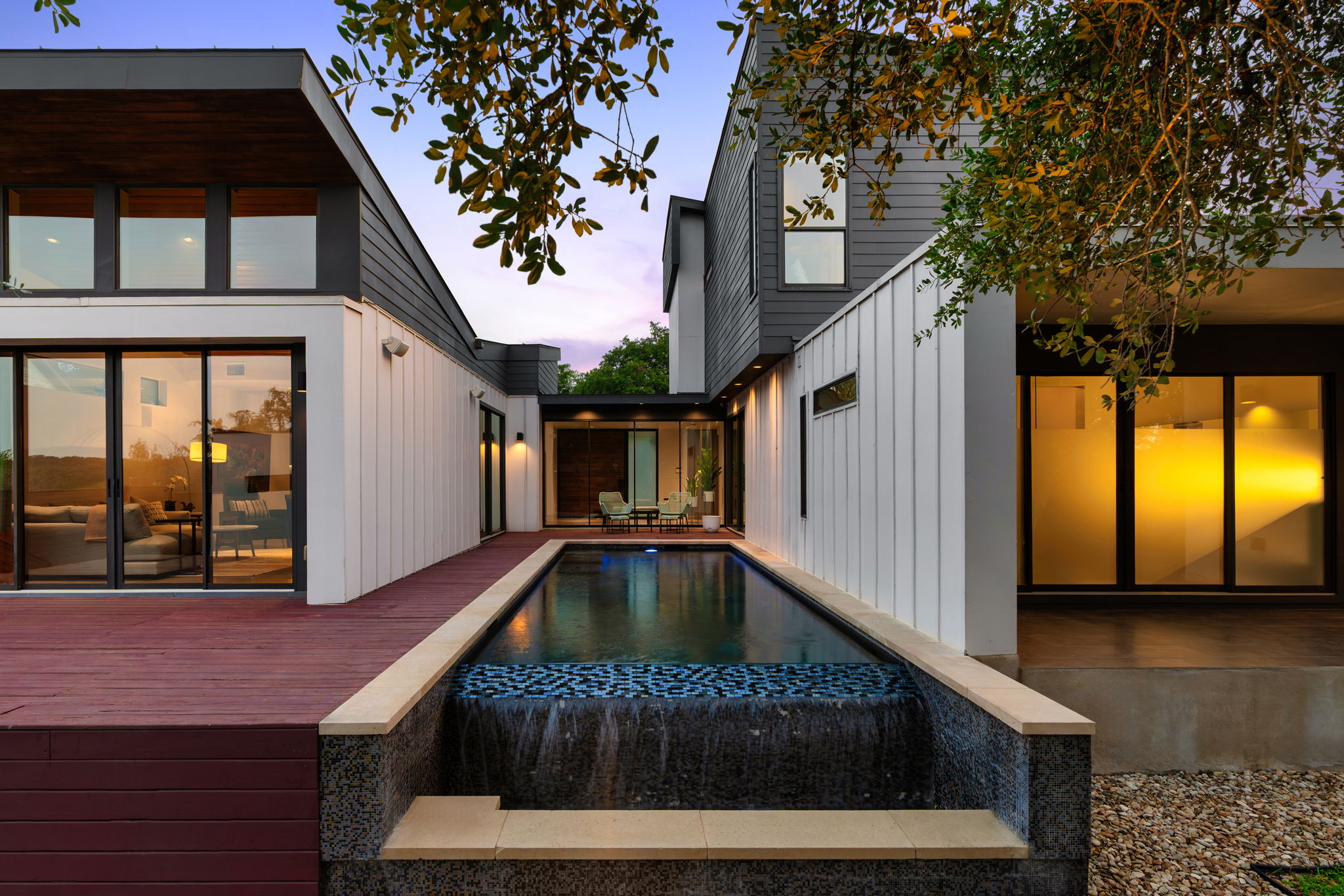 15206 General Williamson Dr — photo