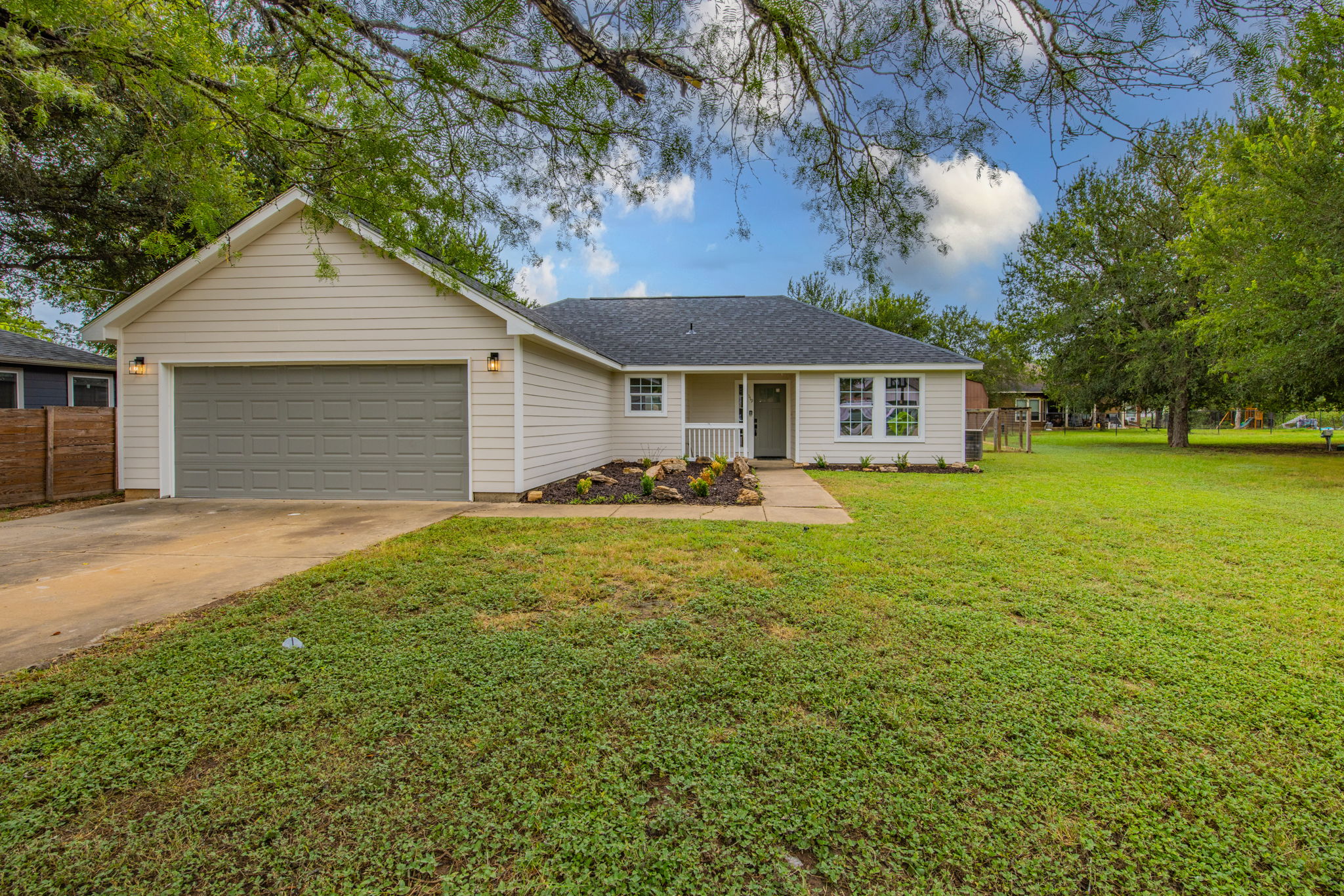 119 W Kikipua Ln — photo