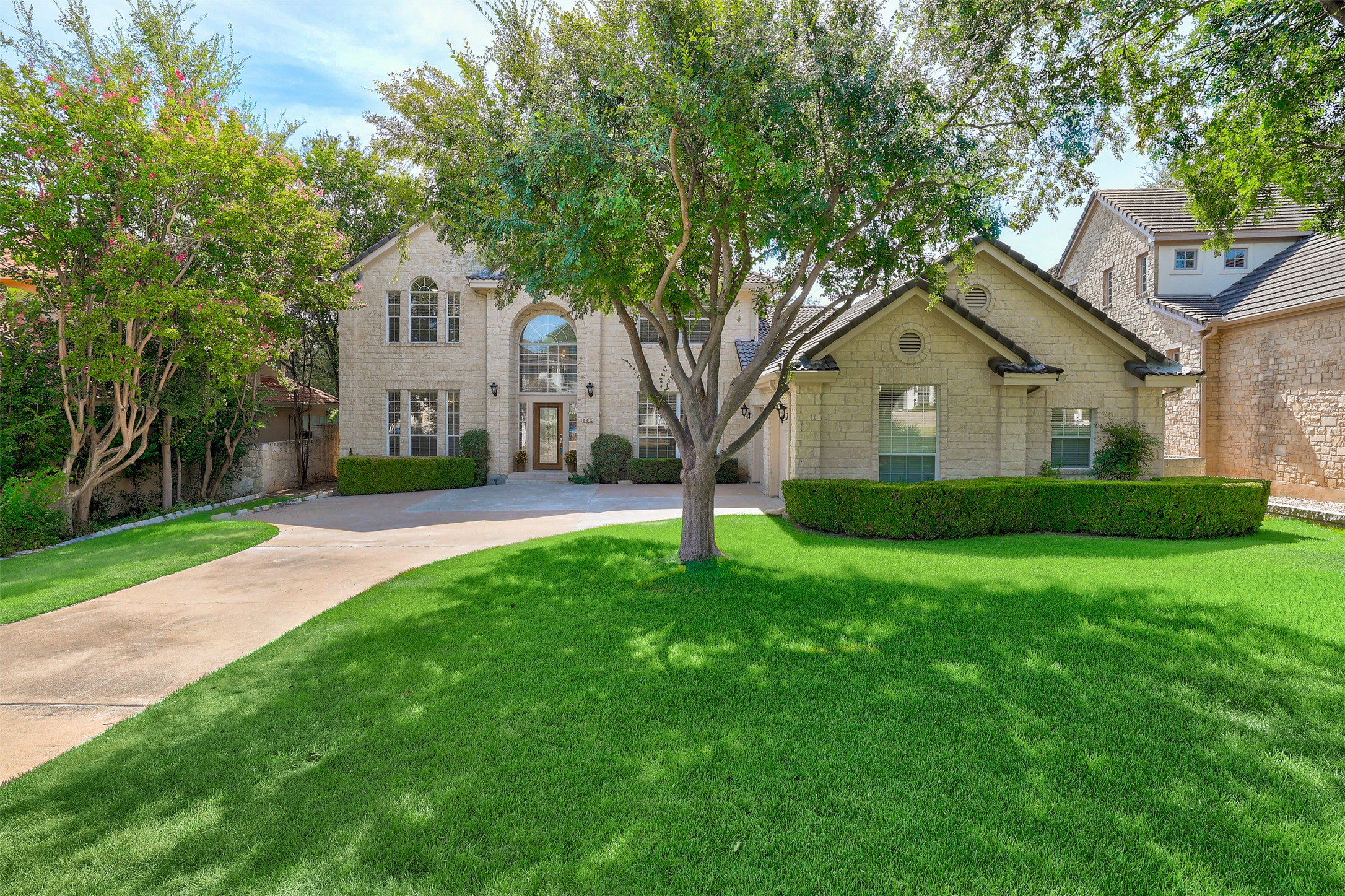 38 Tiburon Dr — photo