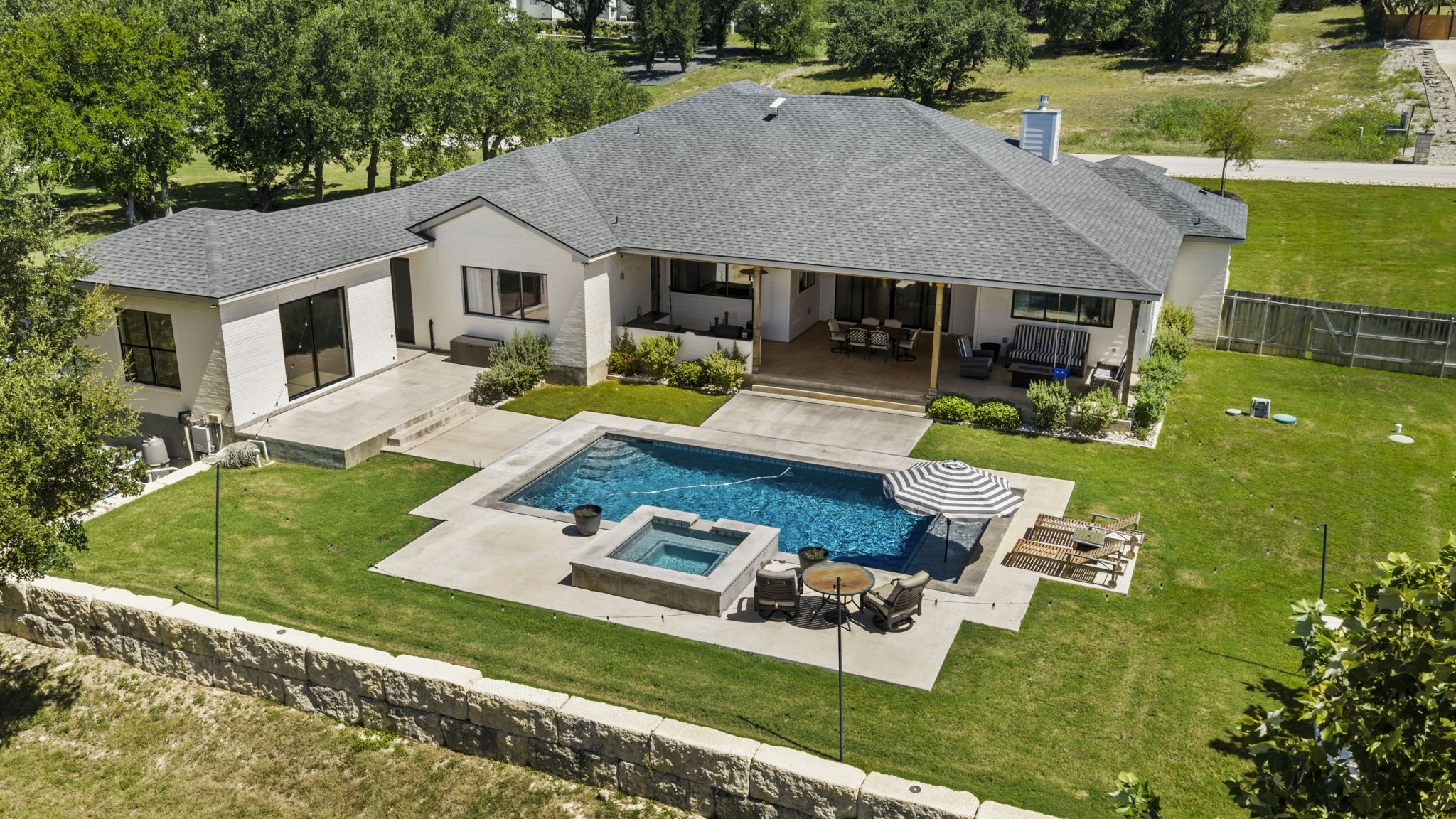105 Taylor Creek Way — photo
