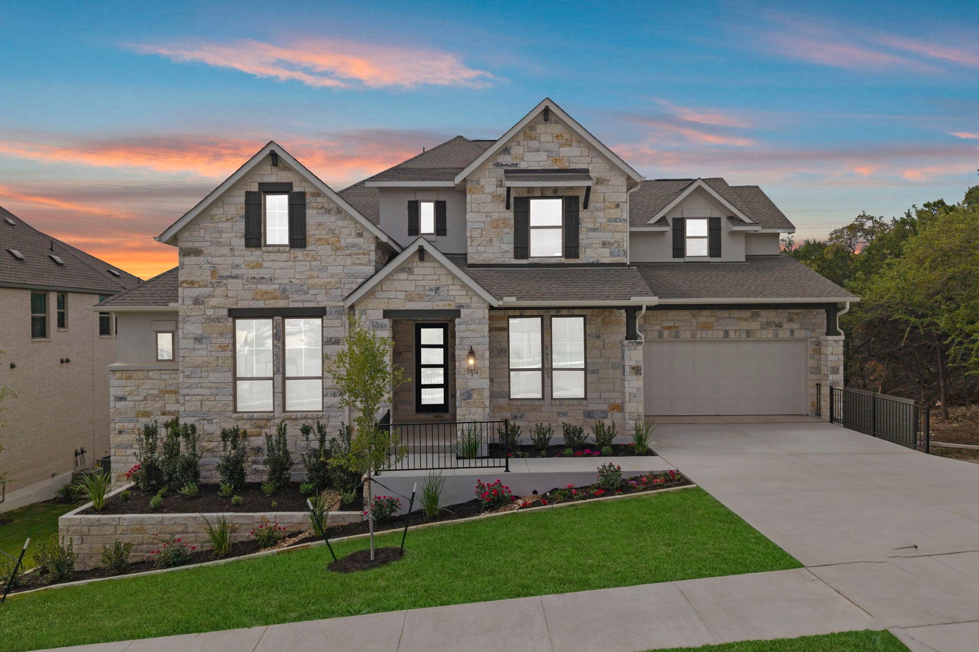 1904 Crimson Sunset Dr — photo