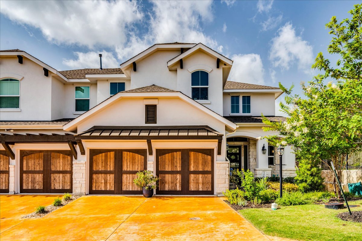 306 Olivia Dr 125 — photo