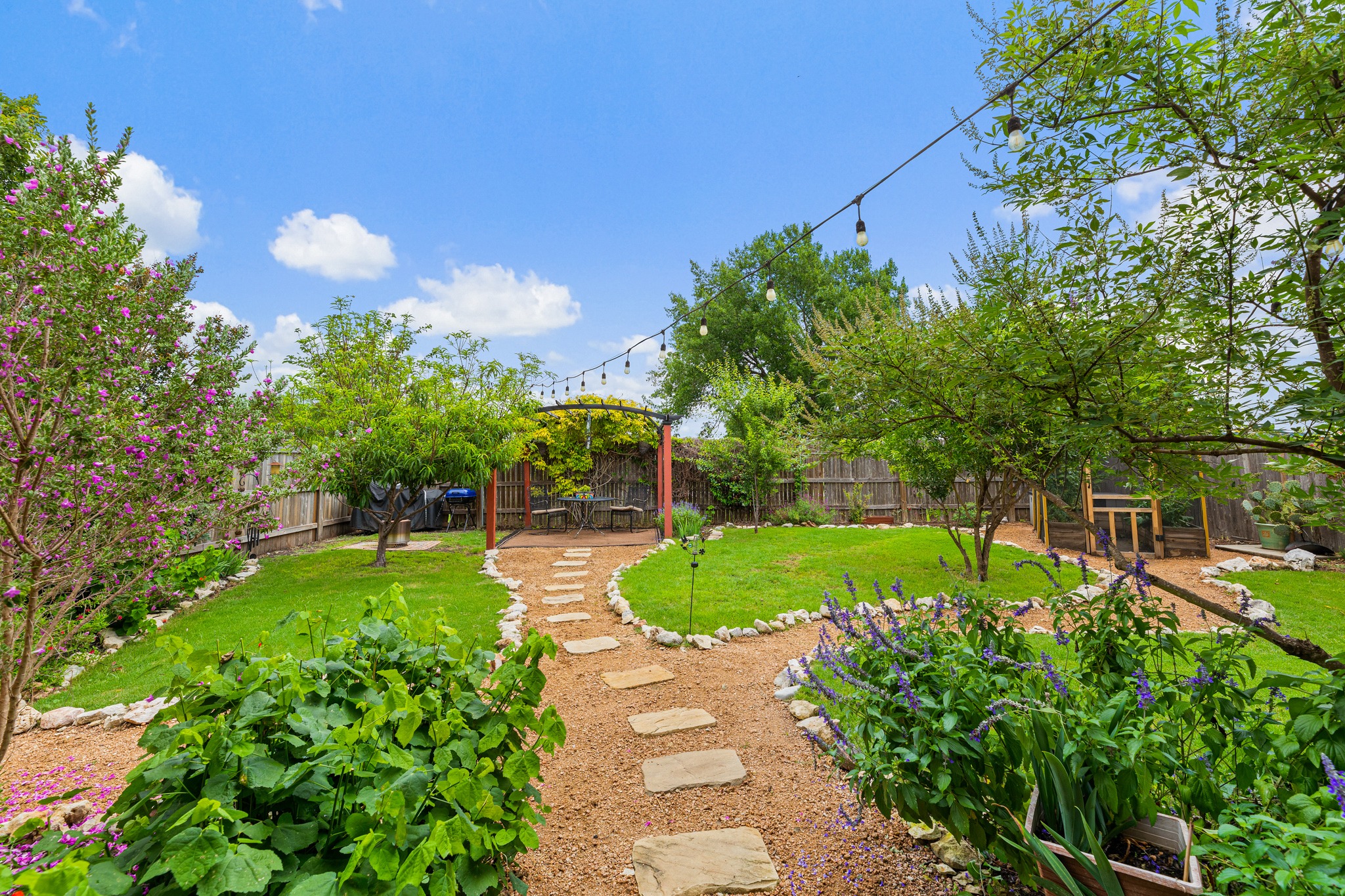 4516 Tiddle Ln — photo