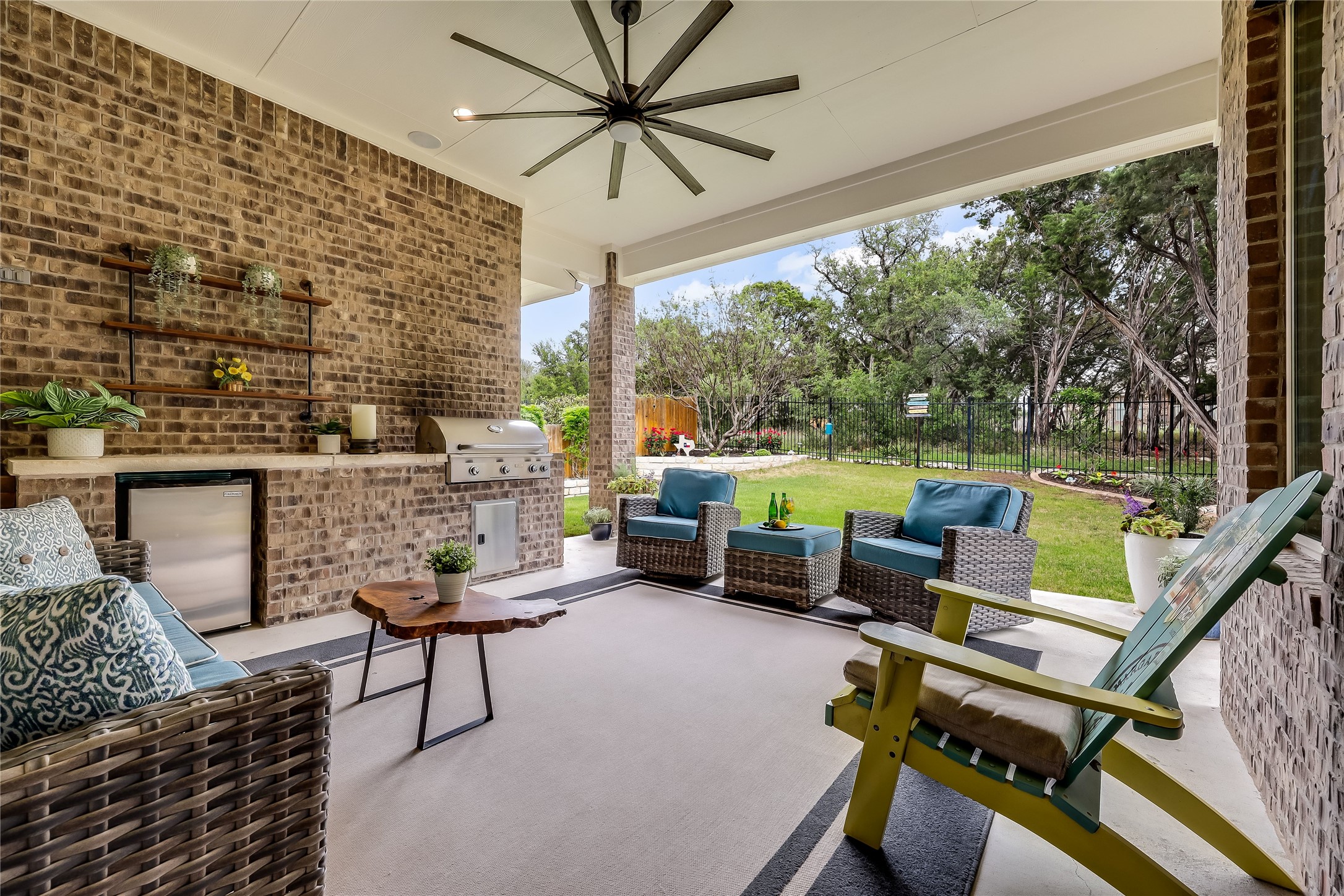 7425 Pace Ravine Dr — photo