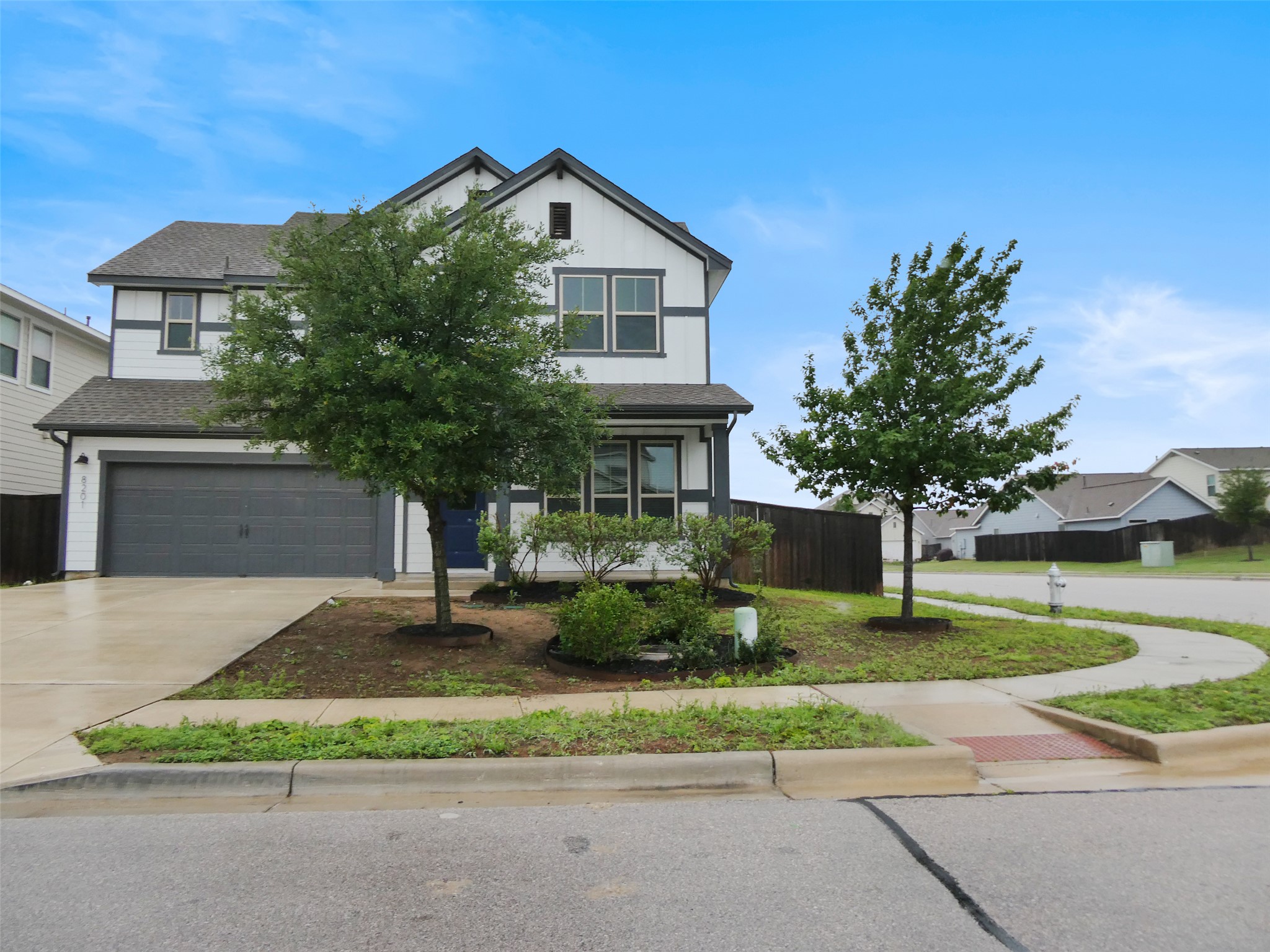 8201 Greyhawk CV — photo