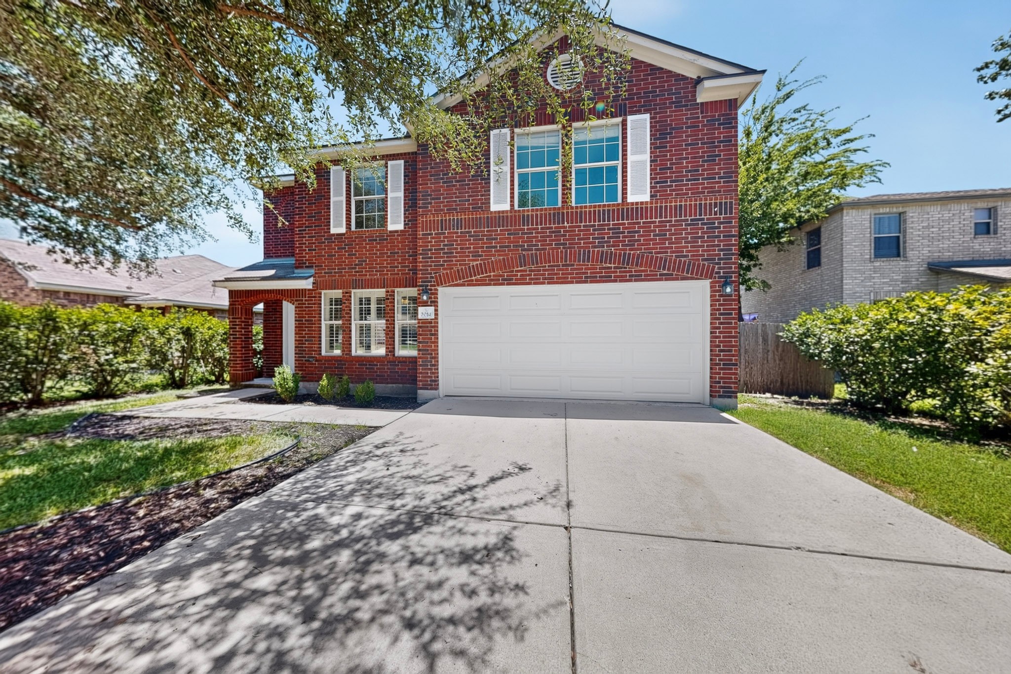 2014 Woodway Dr — photo