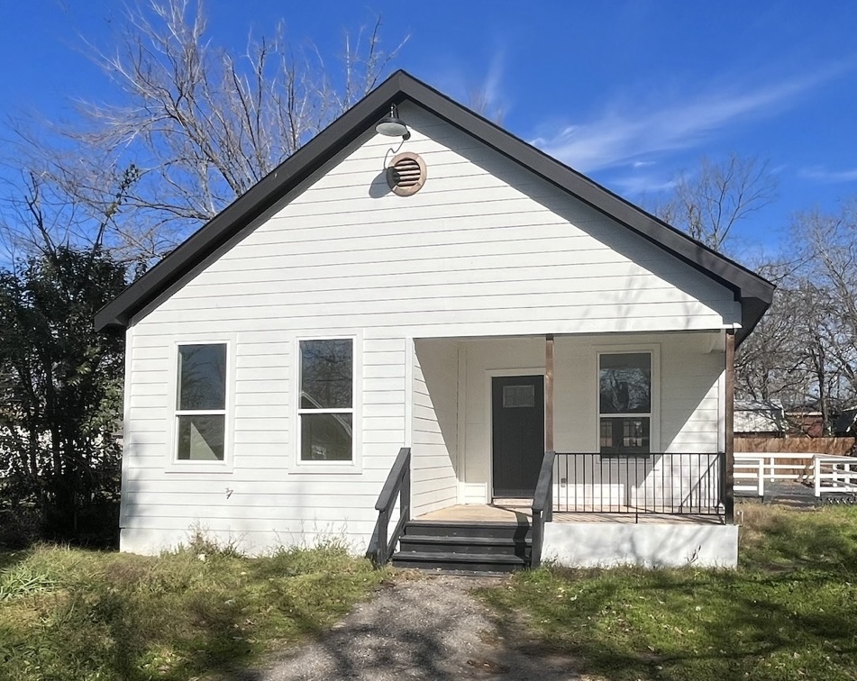 115 W Ila St — photo