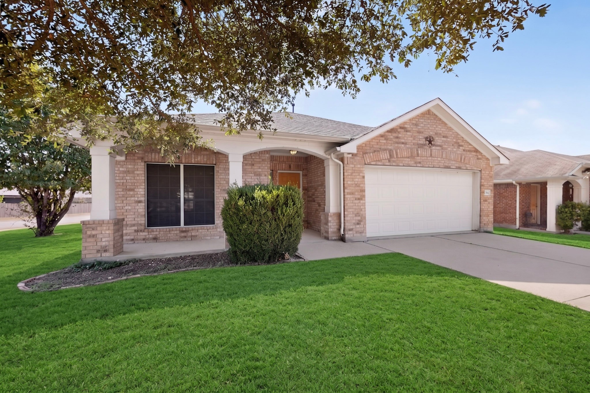 1302 Rainbow Parke Dr — photo