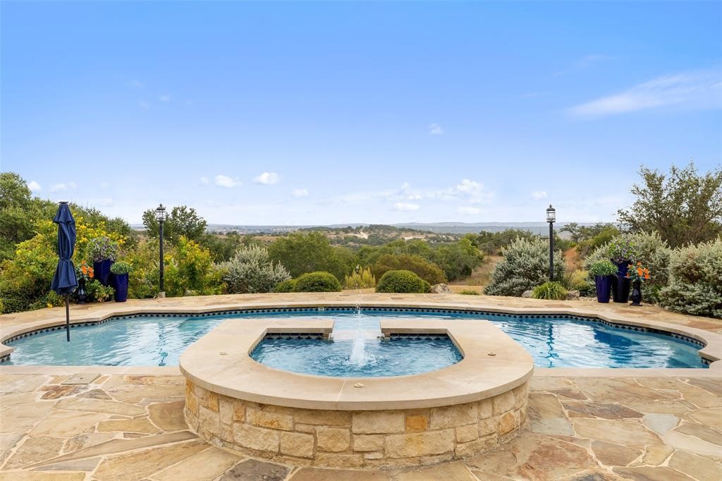 1900 Byrd Ranch Road, Johnson City, TX 78636 — photo 2
