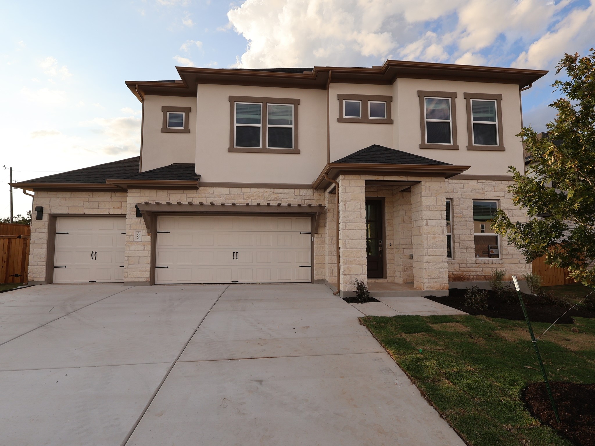 4009 Waxahachie Rd — photo