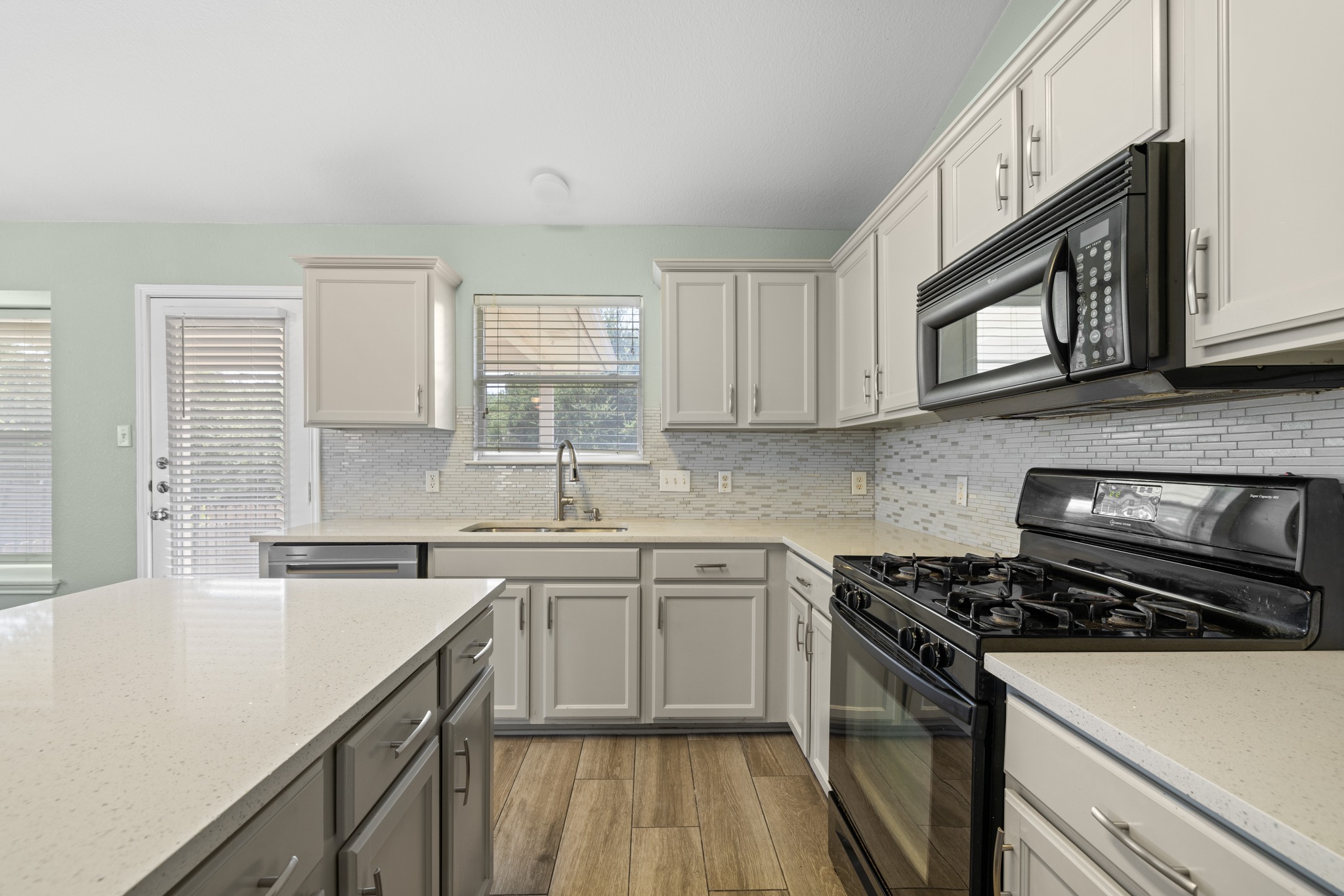 3233 Winding River Trl — photo