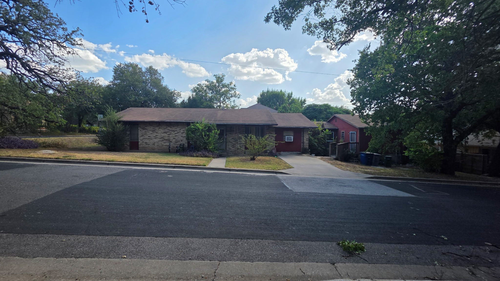 1801 Waterston Ave — photo