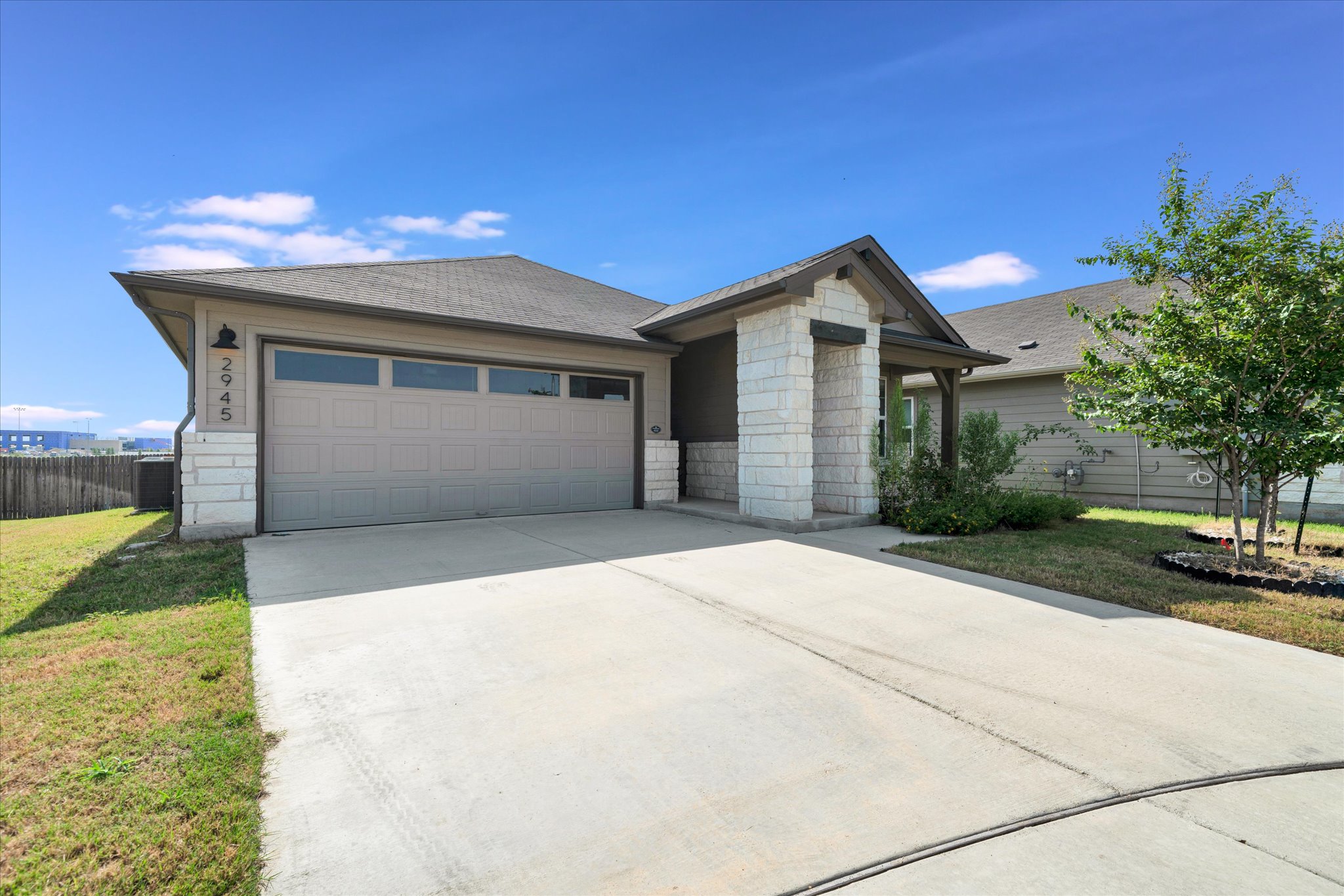 2945 Mill Run Bnd — photo