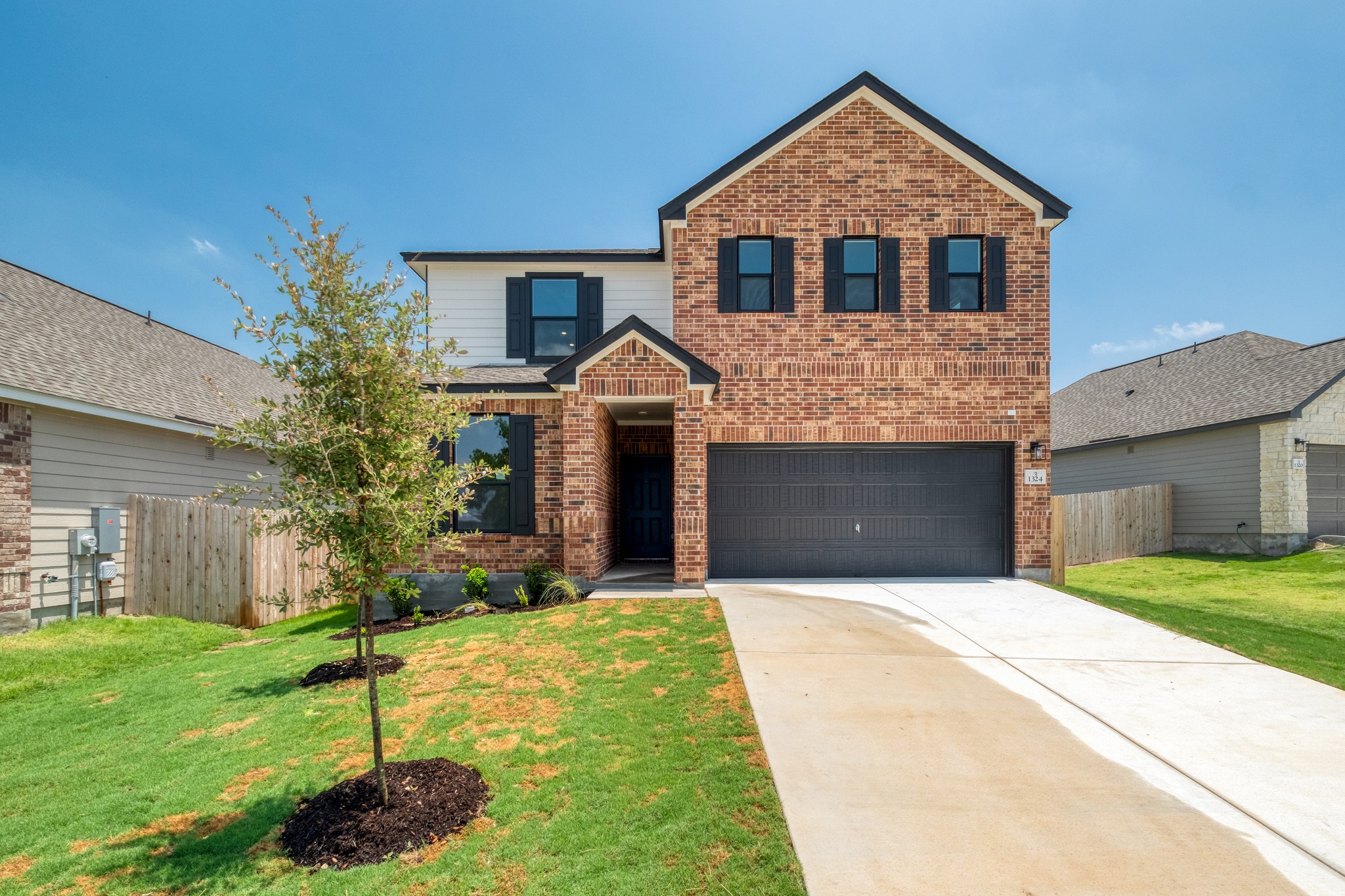 1324 Carriageway Dr — photo