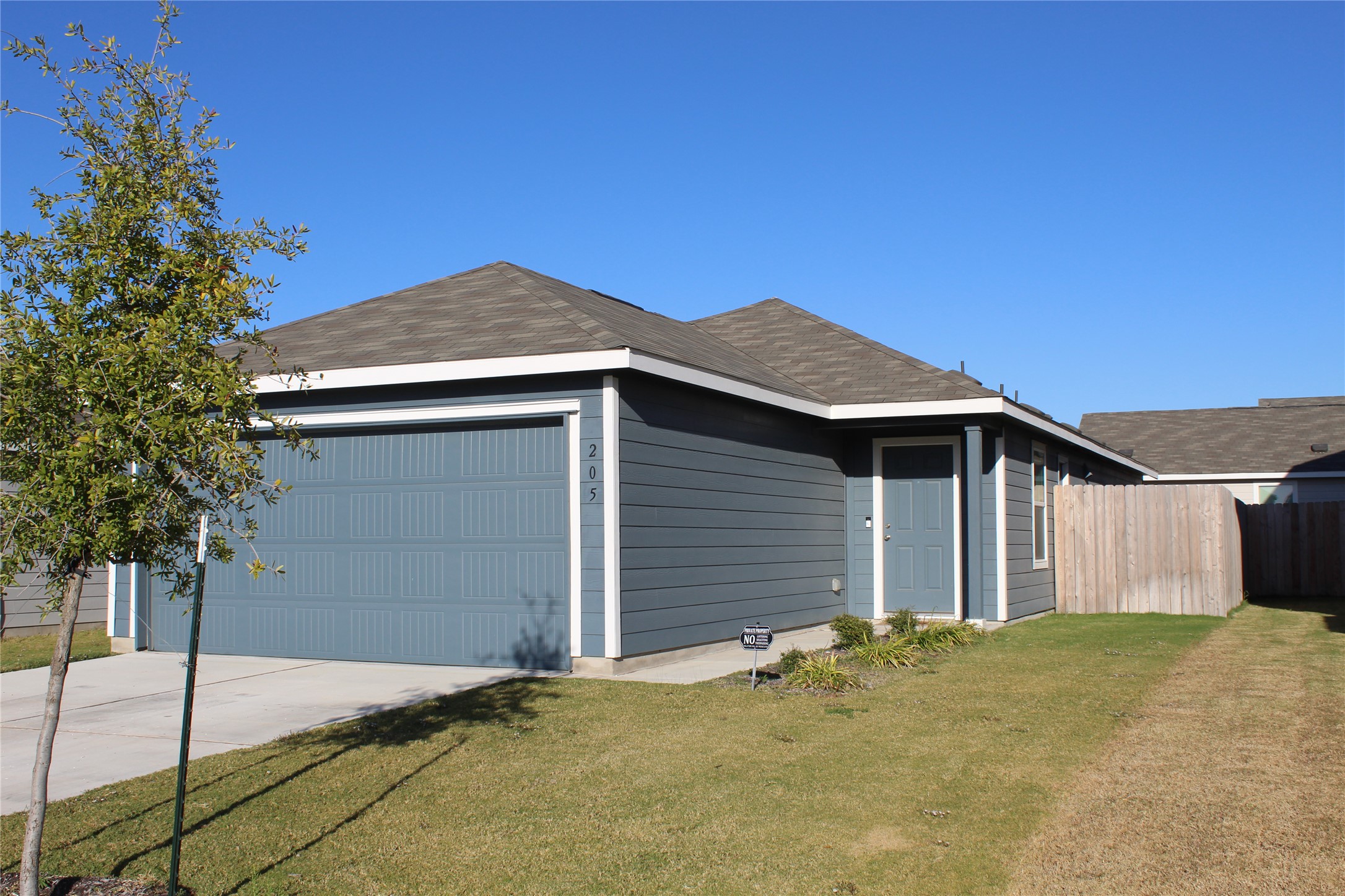 205 Marty Allen Loop, Jarrell, TX 76537 — photo 2
