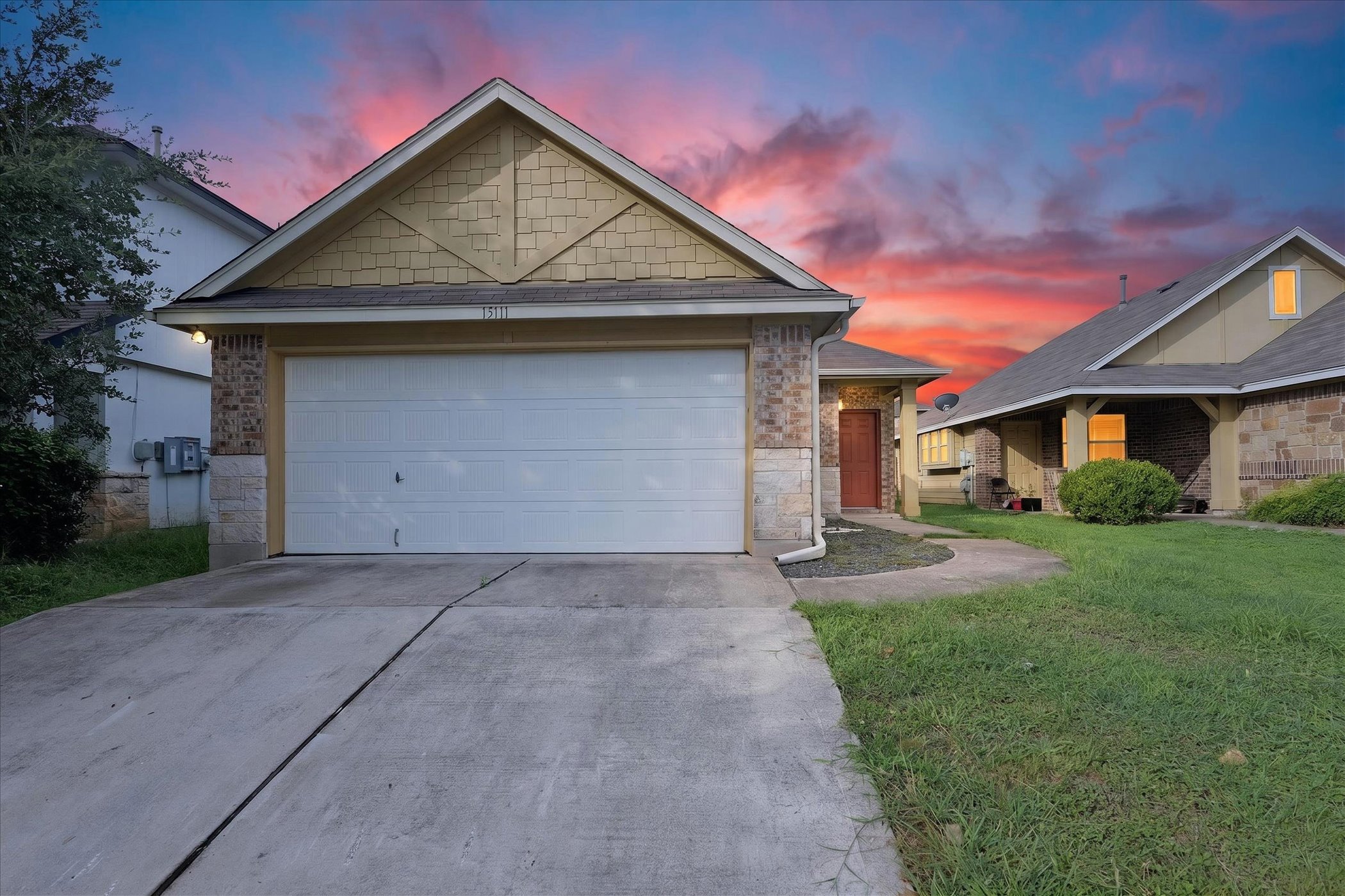 15111 Parrish Ln — photo
