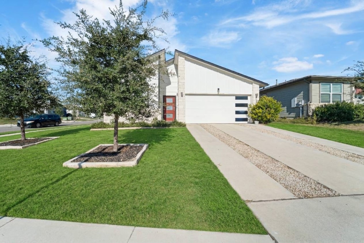 13700 Zuhause Dr — photo