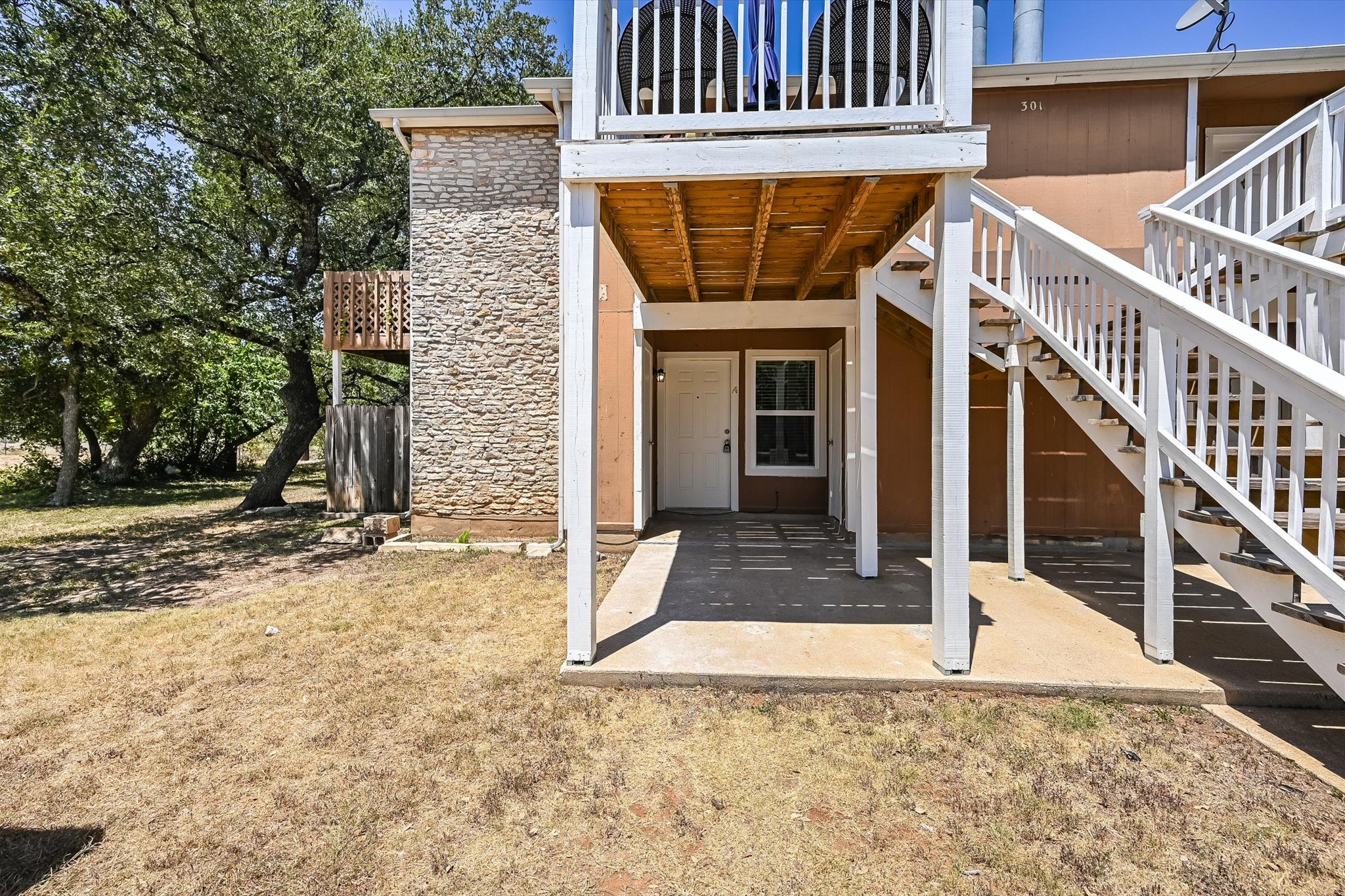 301 Algerita Dr a — photo