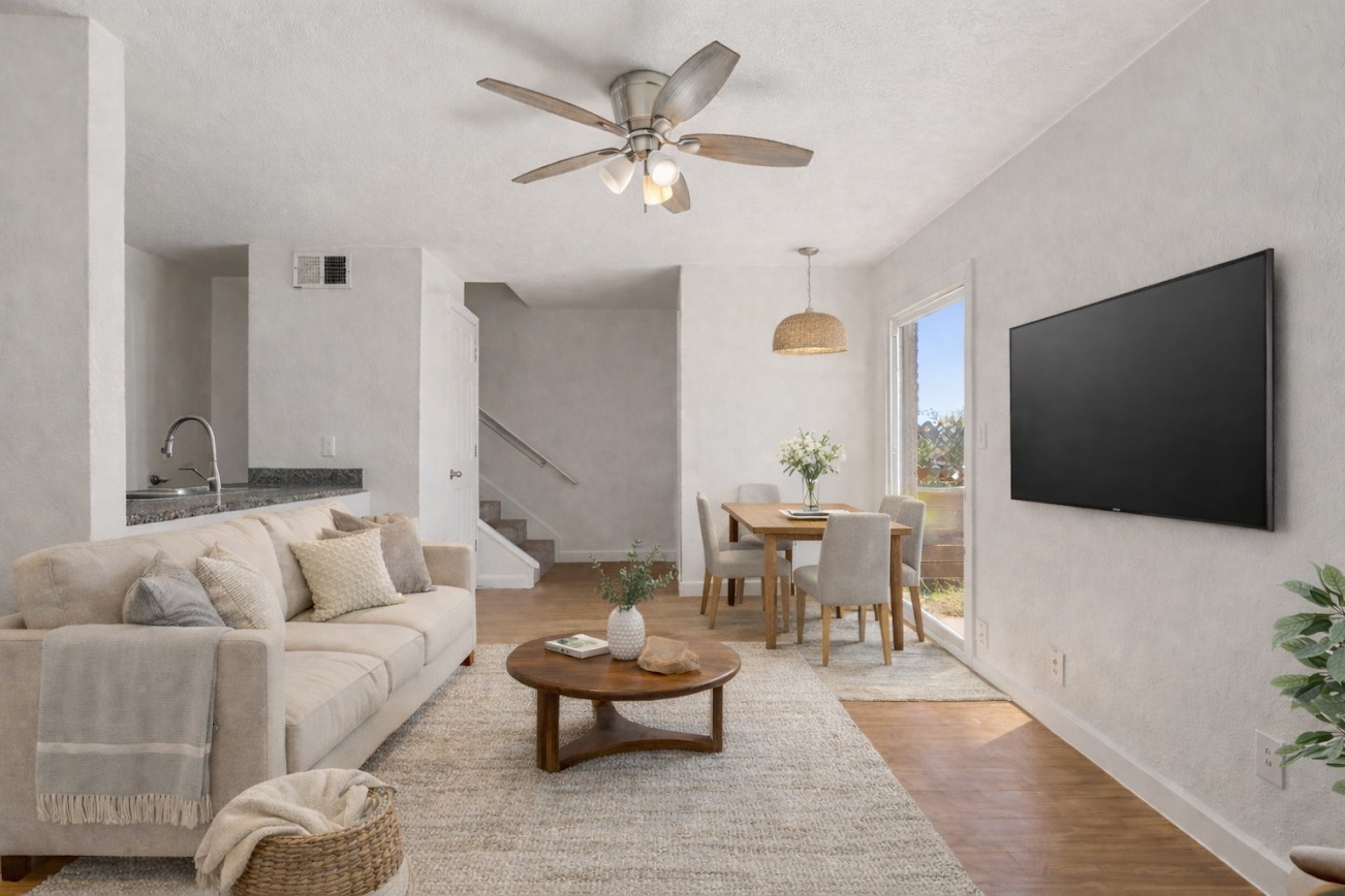 300 E Croslin St 106 — photo