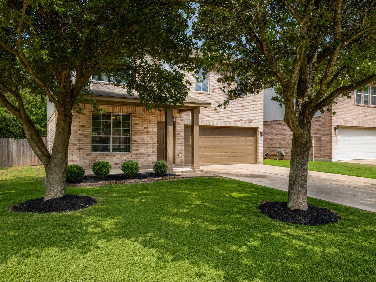 11816 Dave Silk Dr — photo