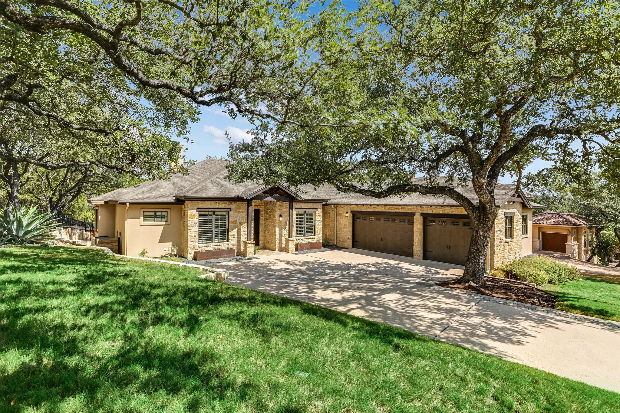 7304 Turnbuoy Dr — photo