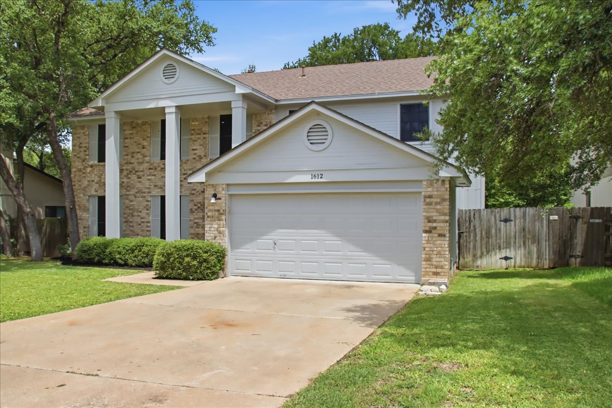 1612 Hermitage Dr — photo