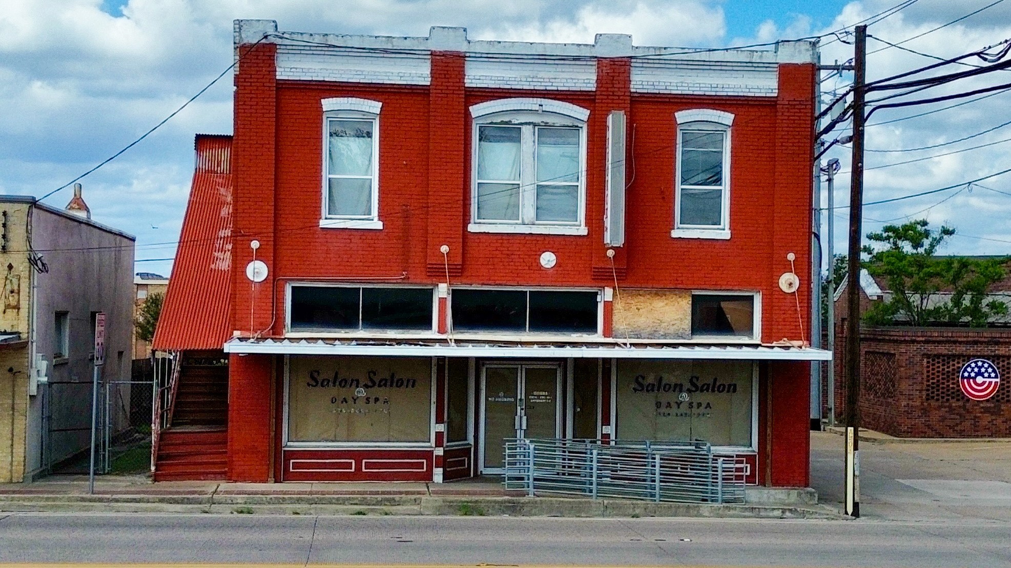 161 S. Main St — photo
