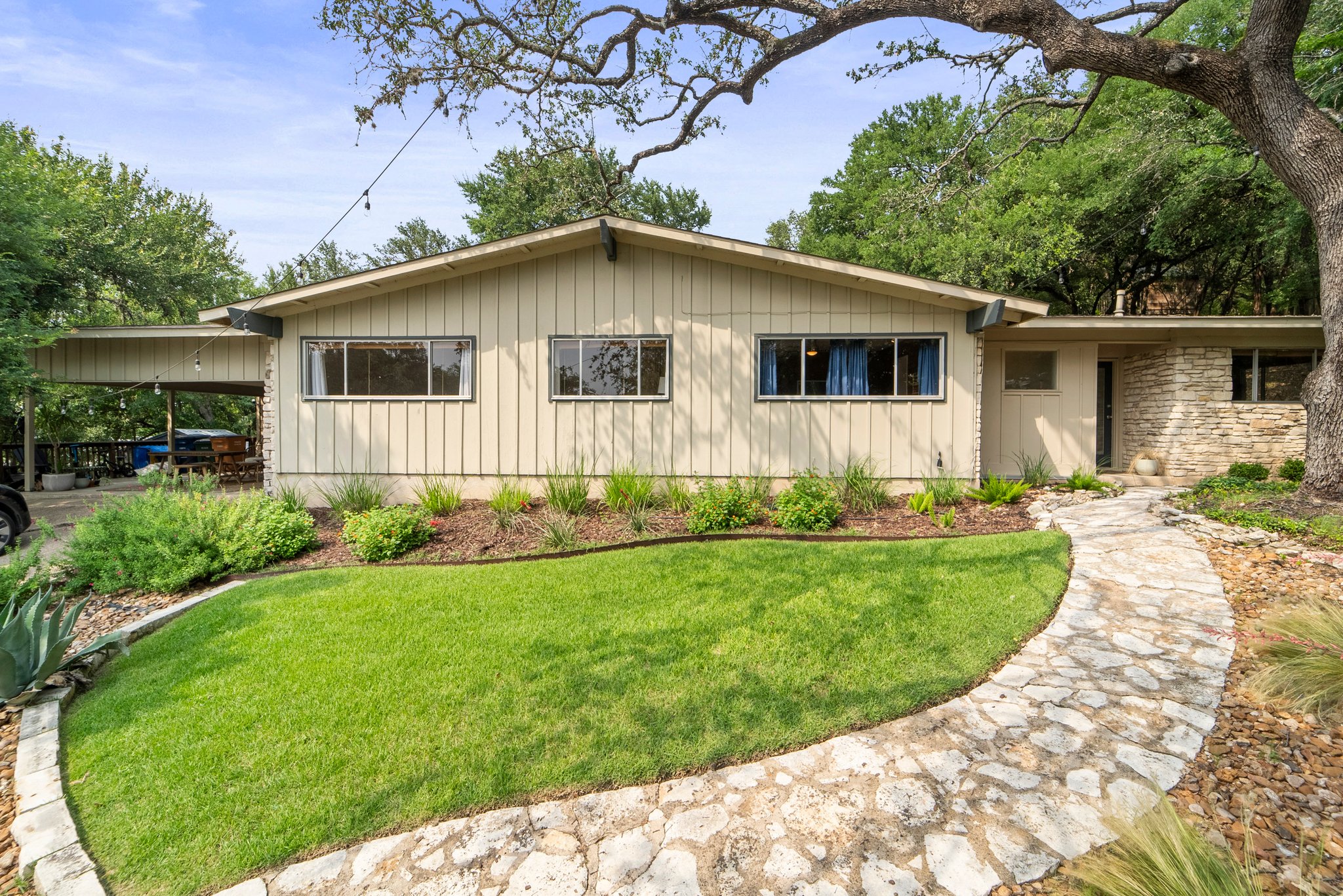 2402 Rockingham Circle, Austin, TX 78704