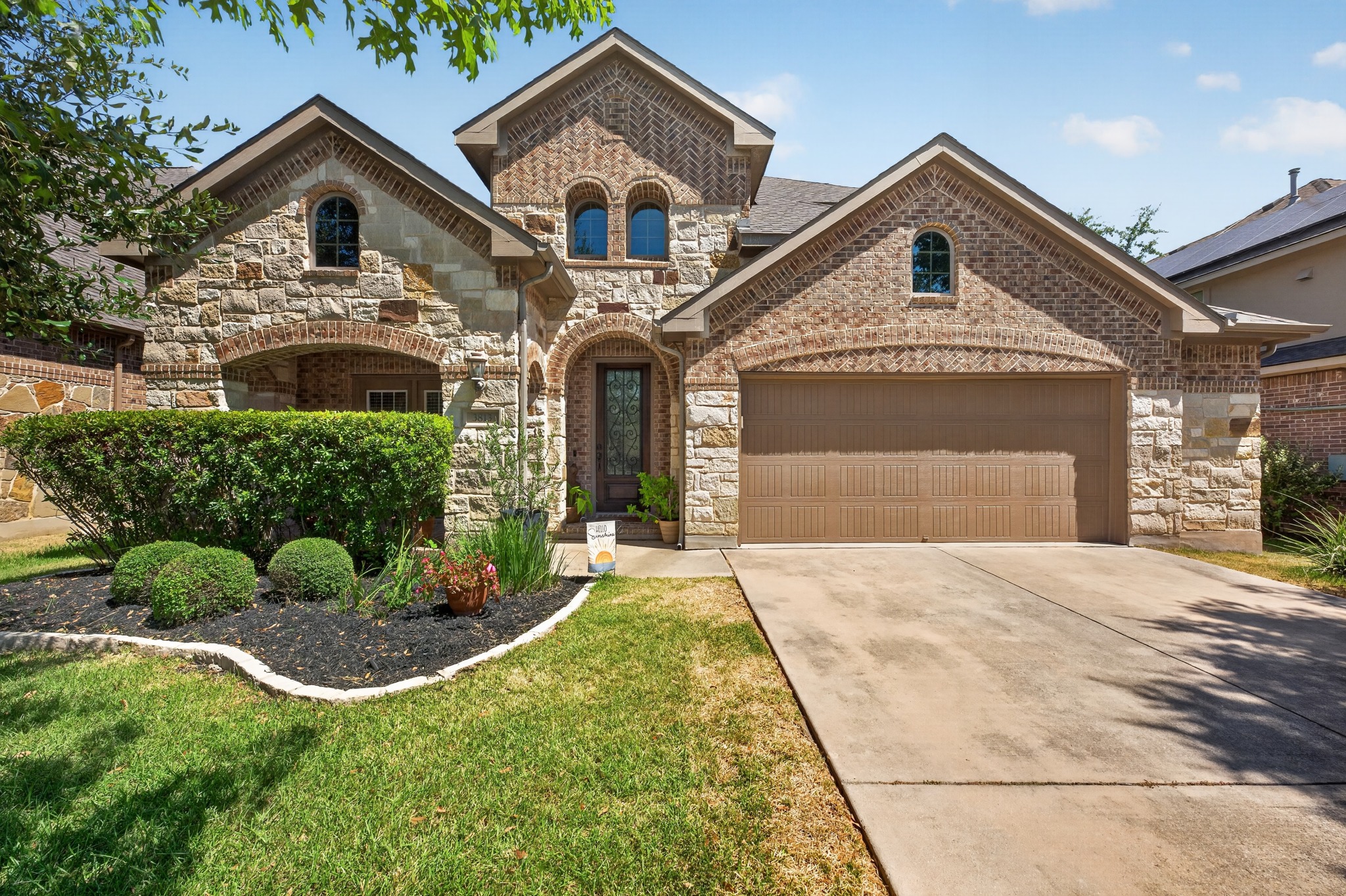 3813 Campfire Dr — photo