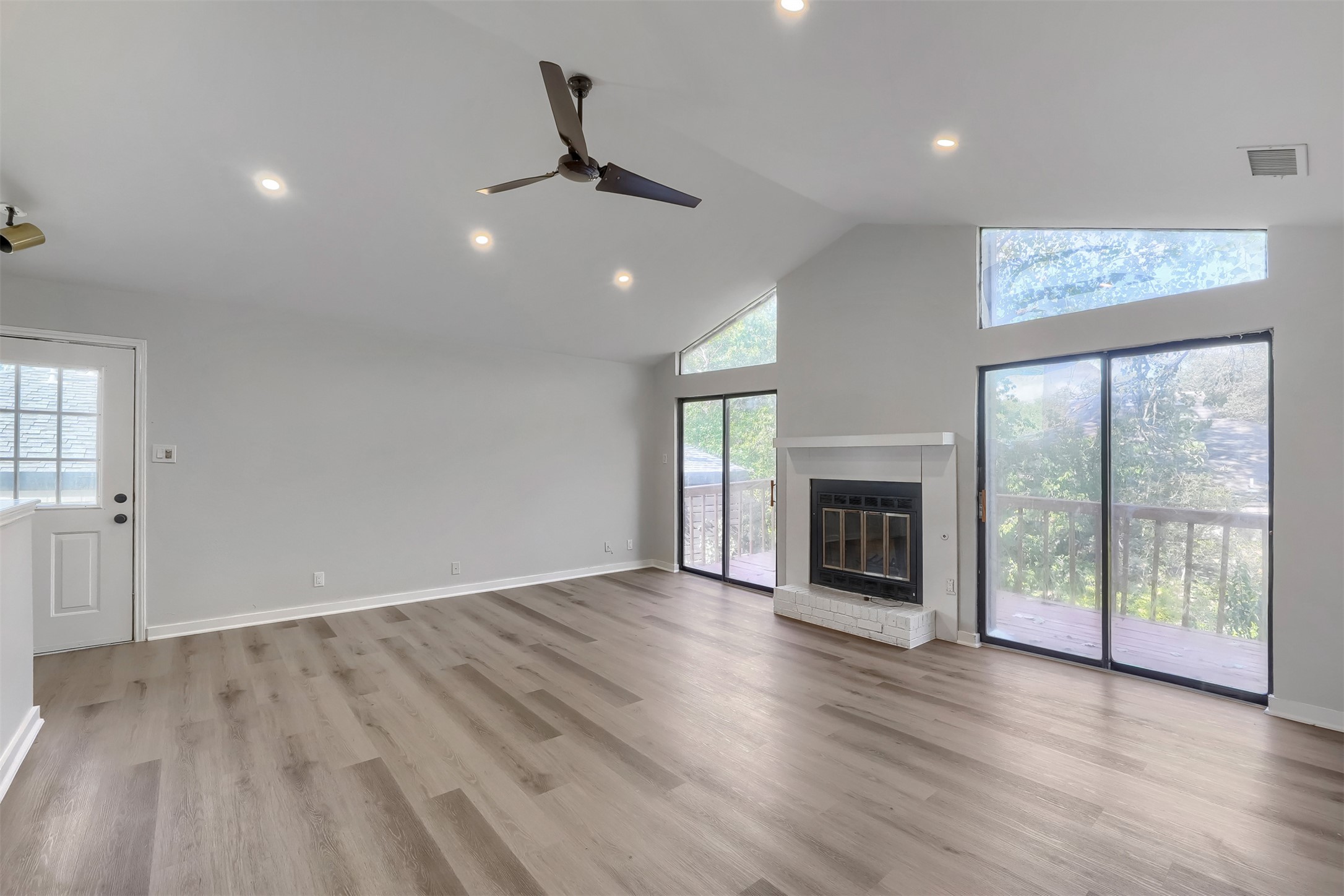 Home in Austin, TX 78731 — photo 3