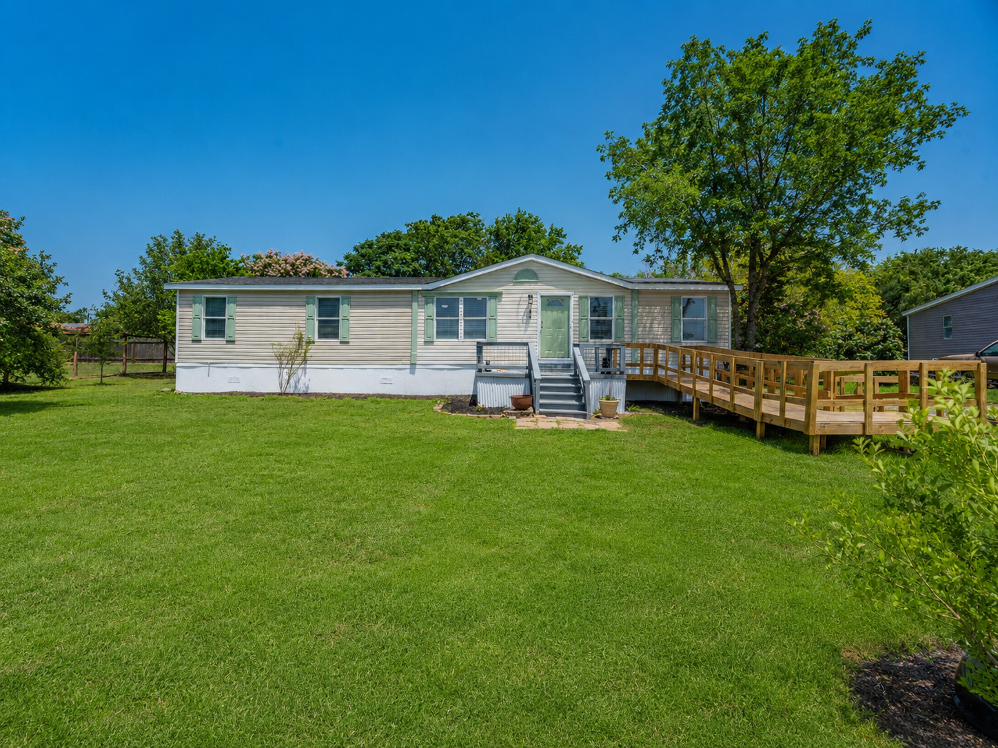 171 Railyard Drive — photo