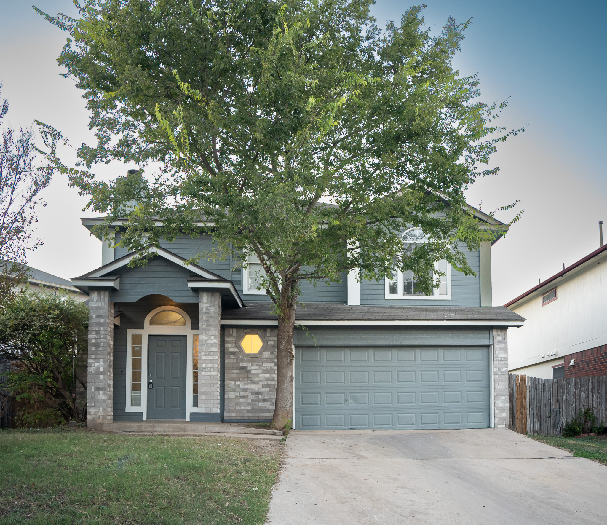 13716 Greinert Dr — photo