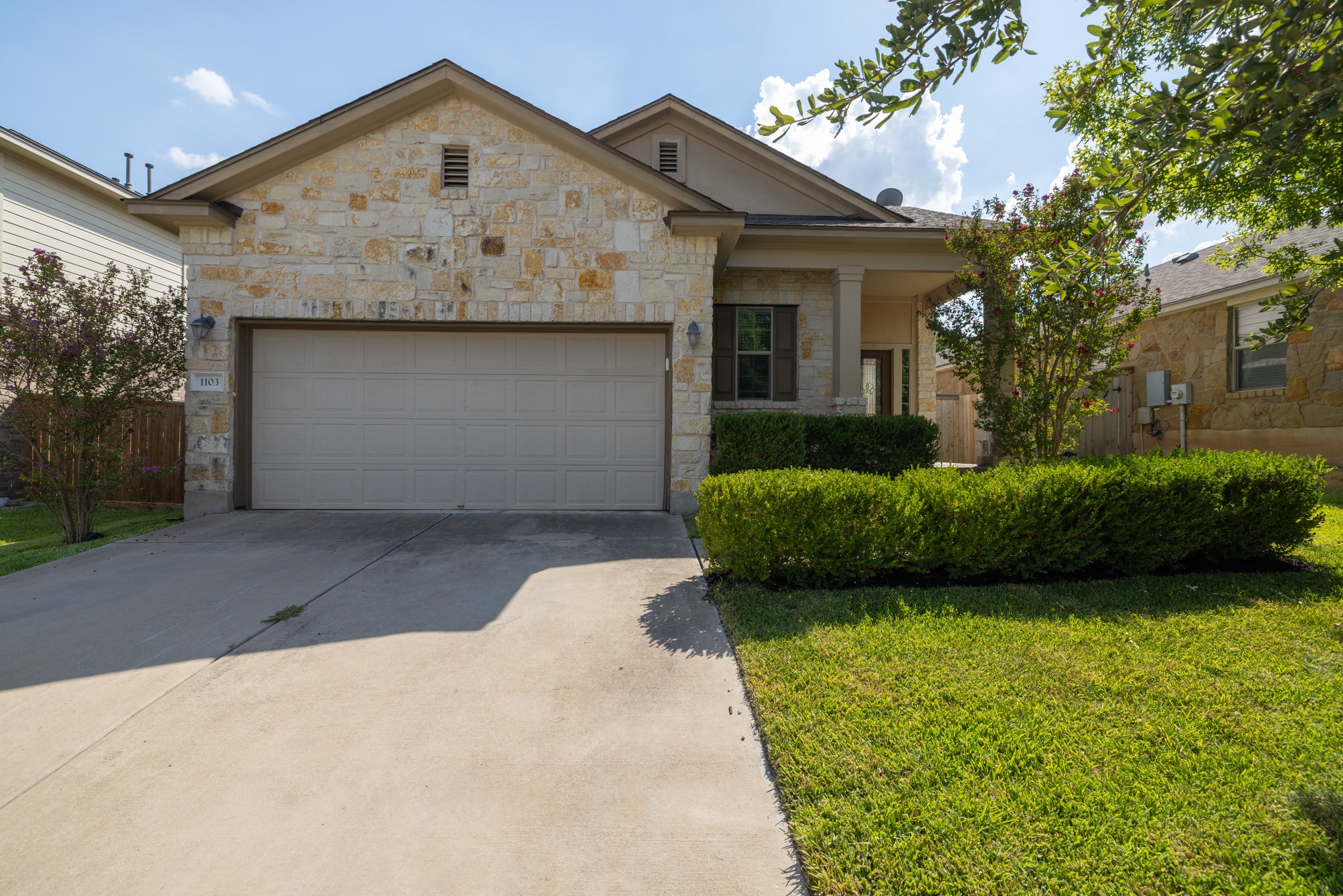 1103 Sunny Meadows Loop — photo